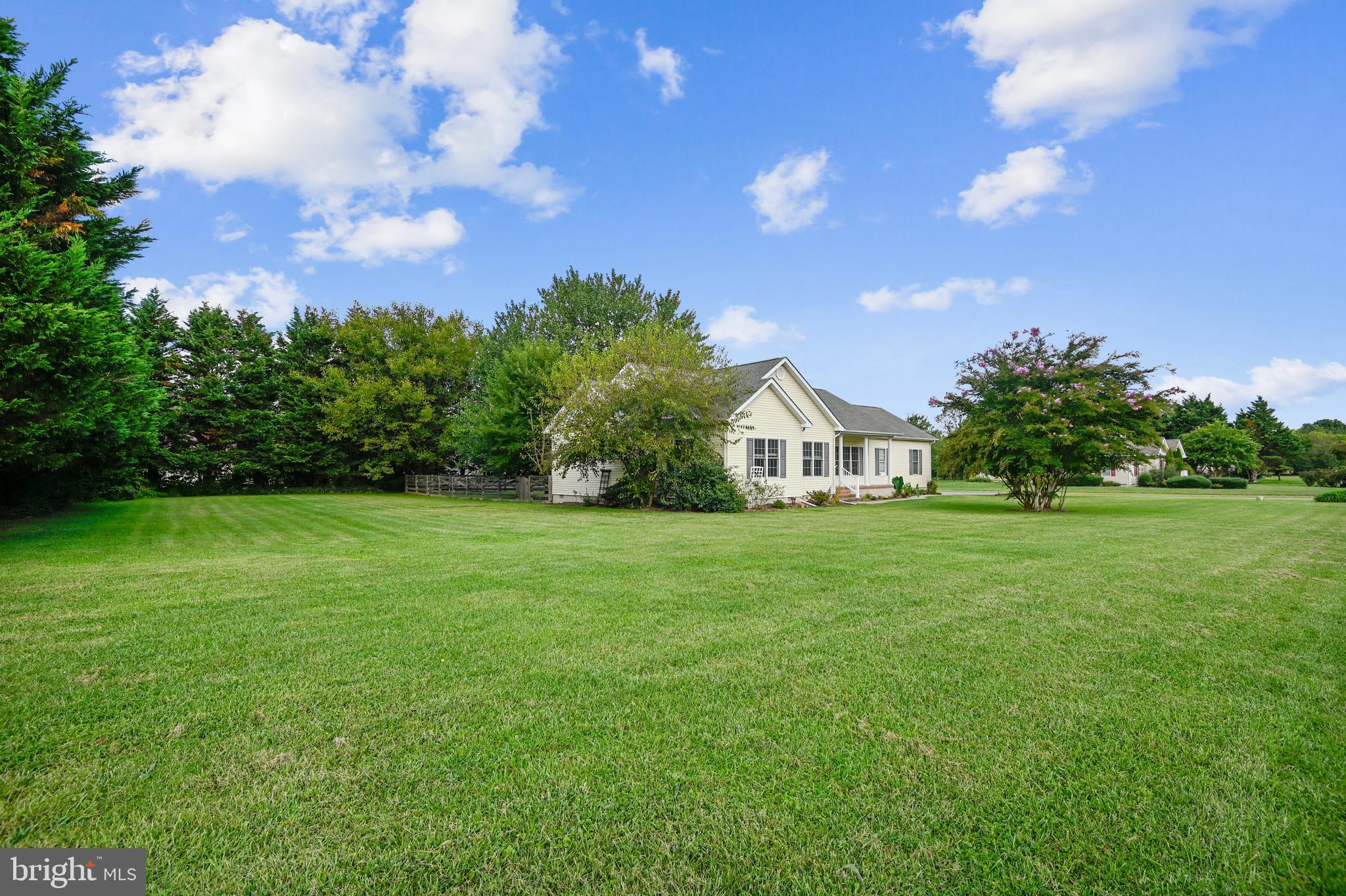 KINGSTOWNE MANOR - Residential