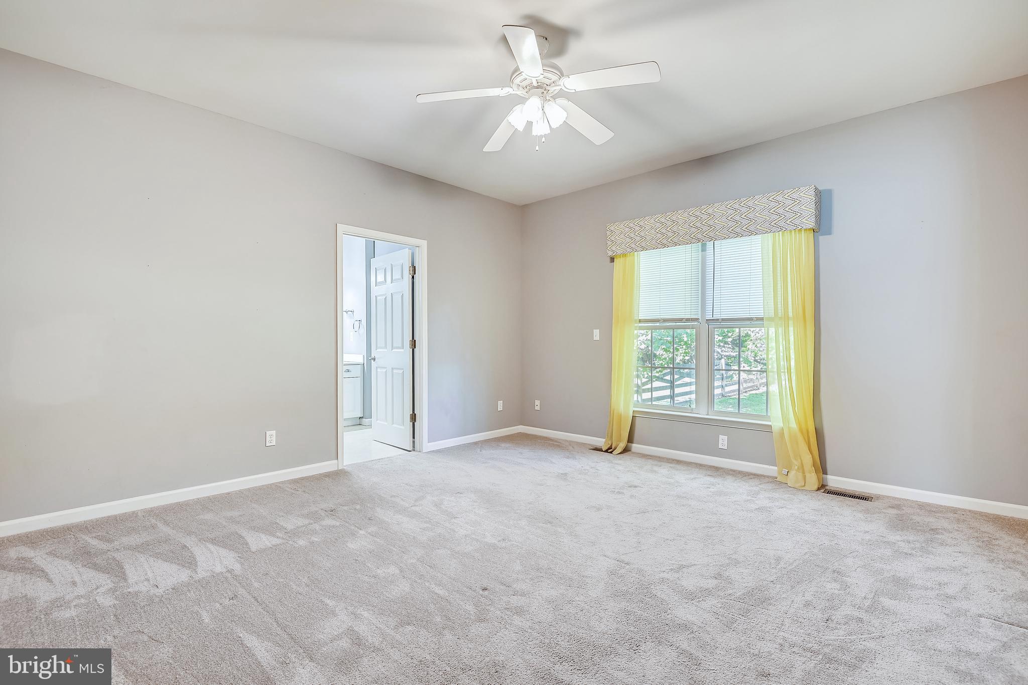 KINGSTOWNE MANOR - Residential