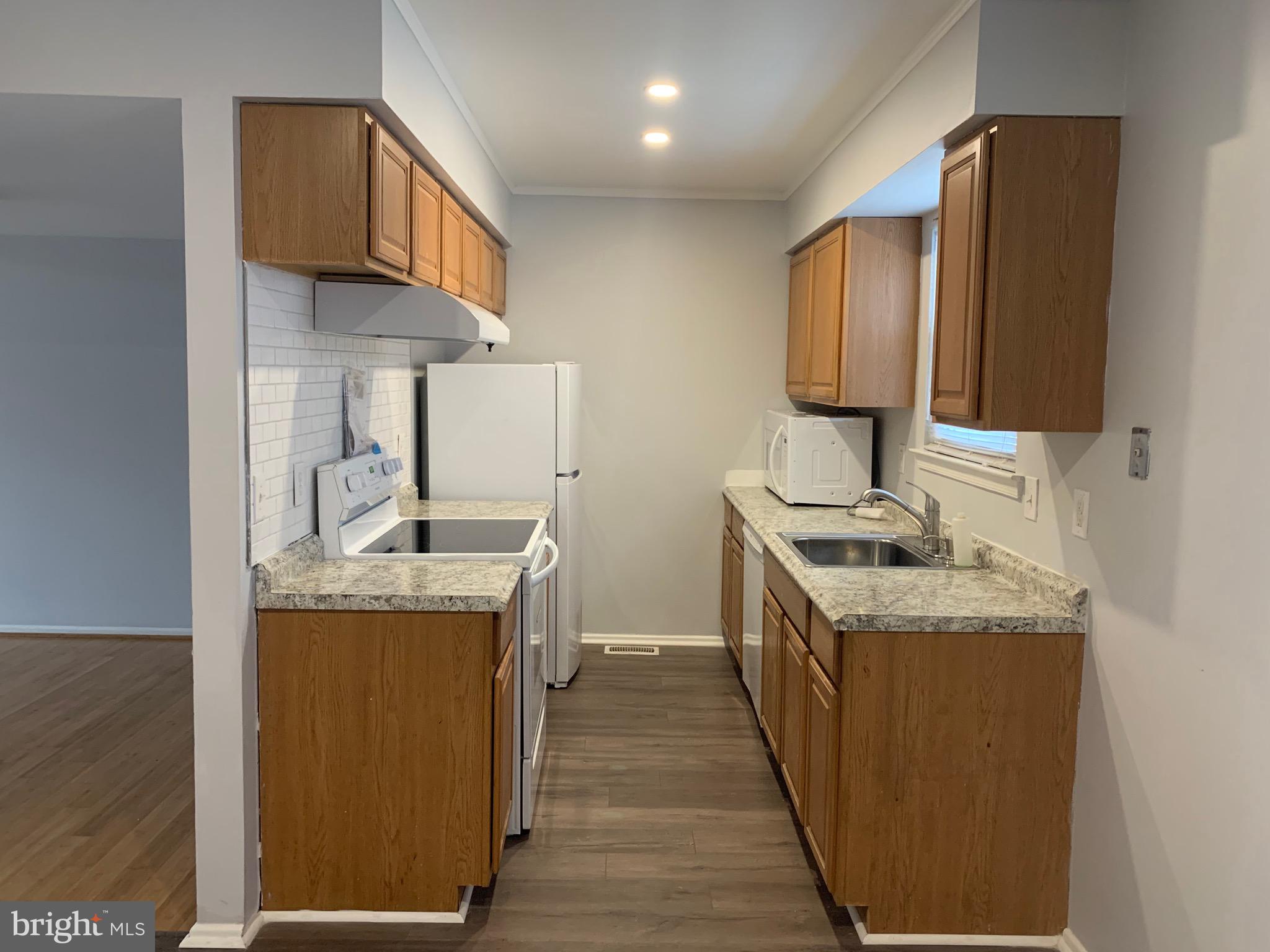 MARBURY VILLAGE - Residential