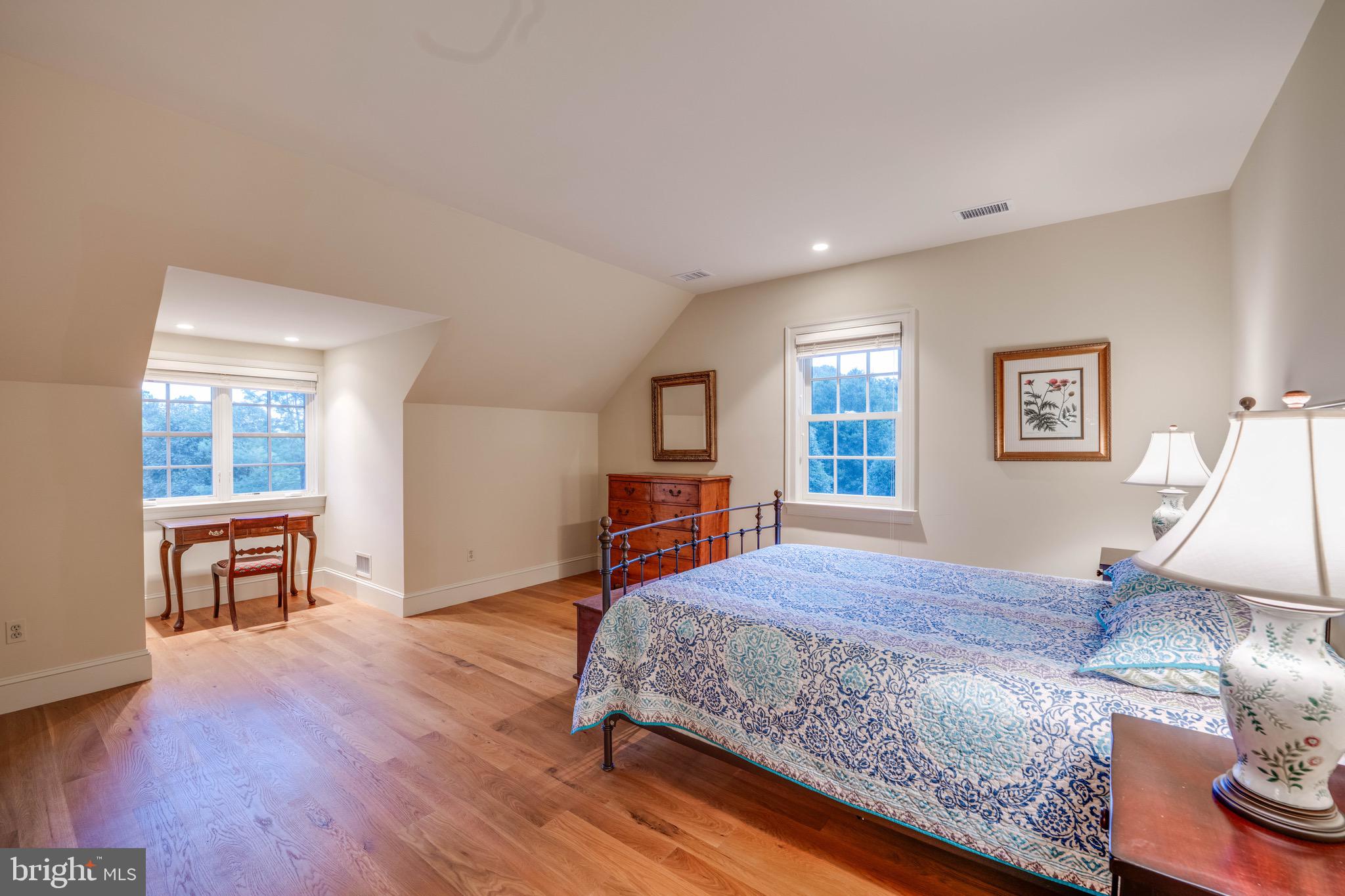 WORTHINGTON VALLEY - Residential