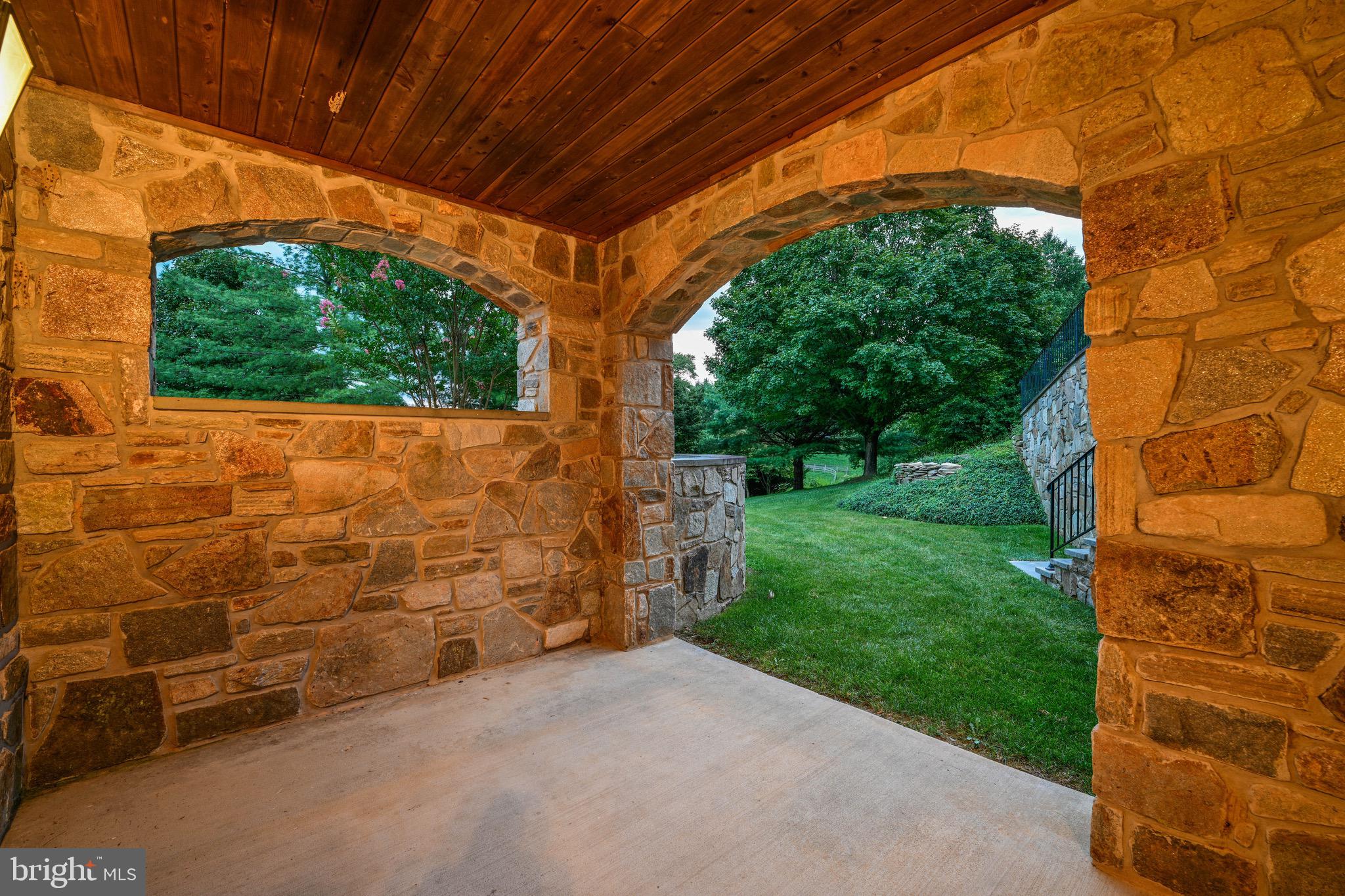 WORTHINGTON VALLEY - Residential