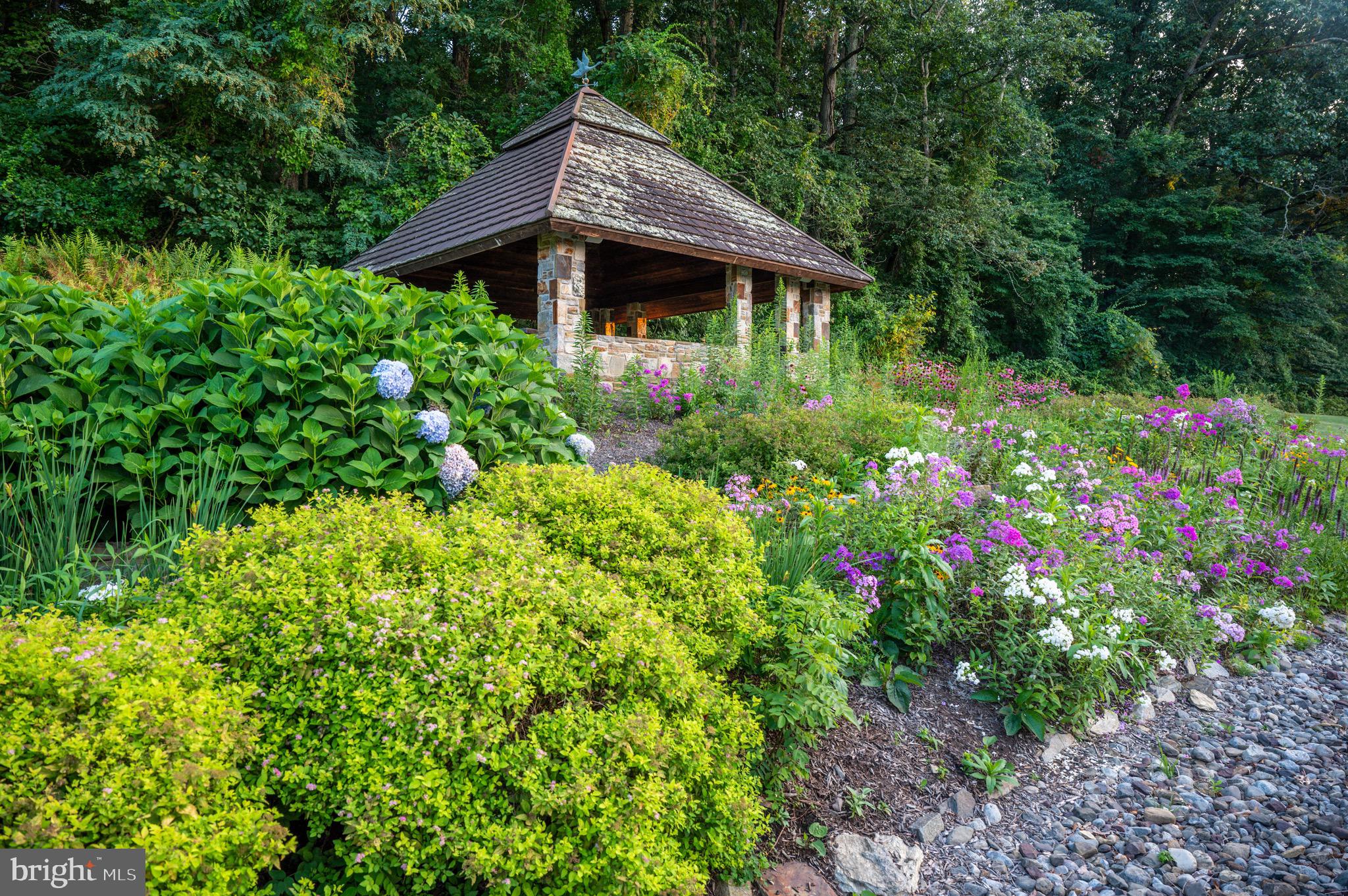 WORTHINGTON VALLEY - Residential