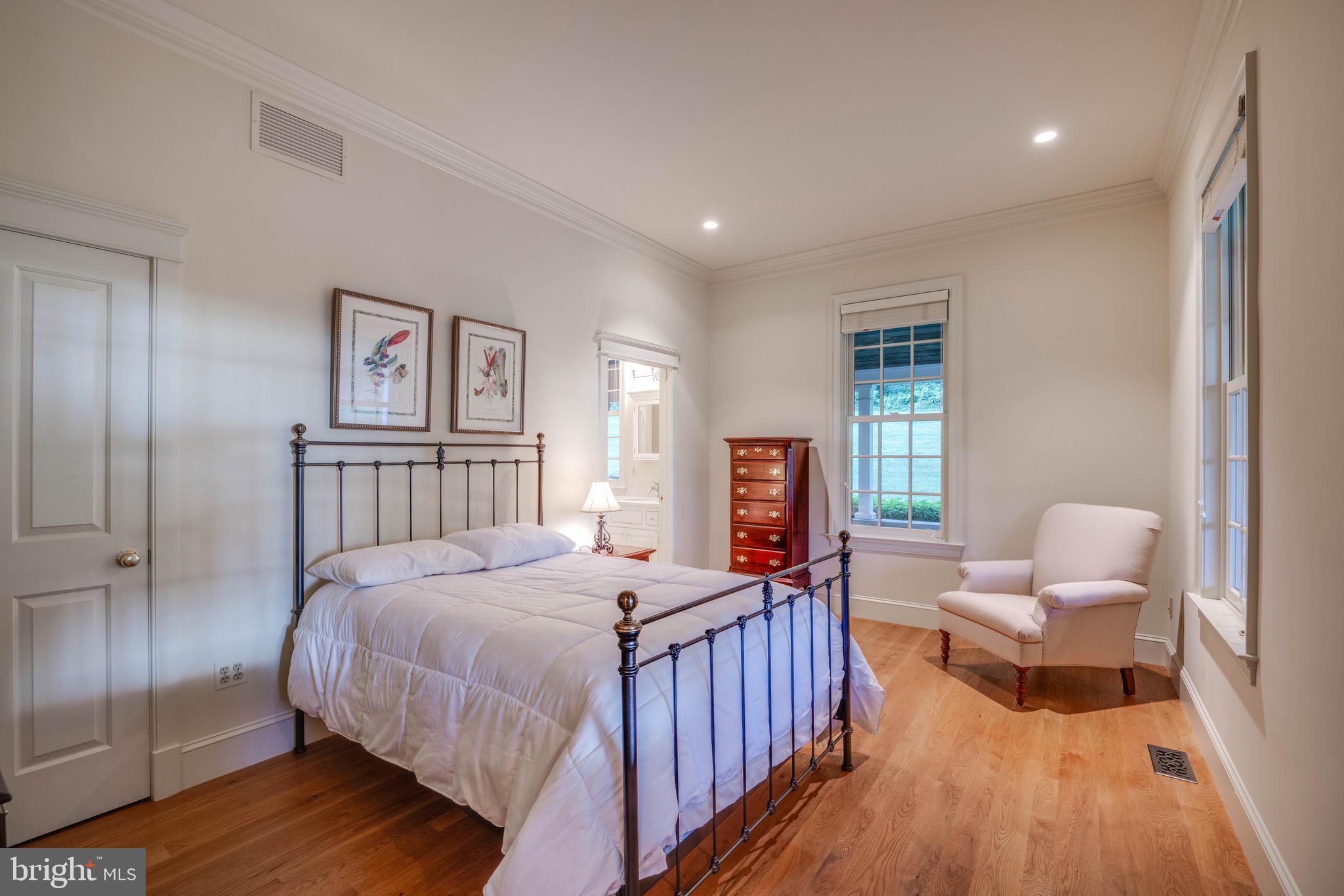 WORTHINGTON VALLEY - Residential