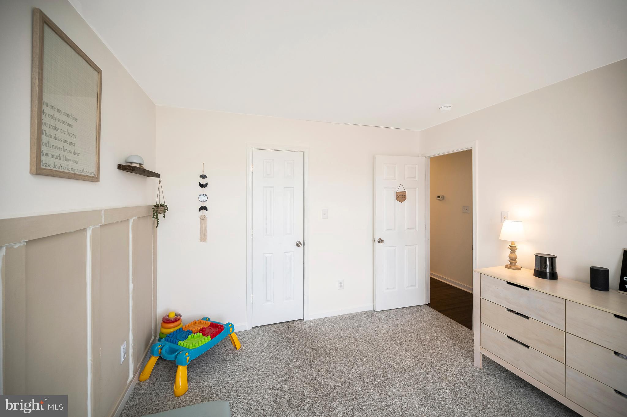 THE MEADOWS - Residential Lease
