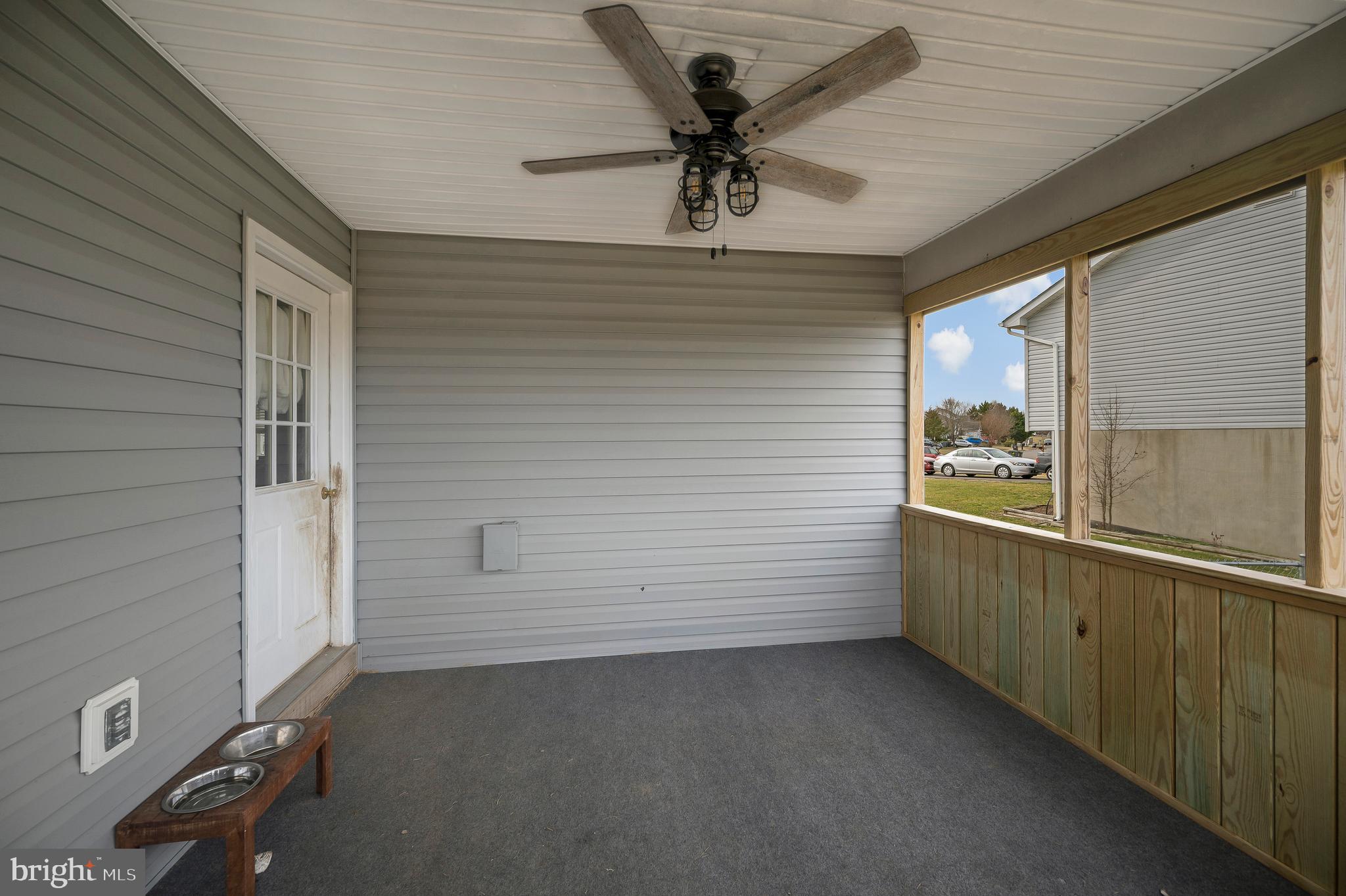 THE MEADOWS - Residential Lease