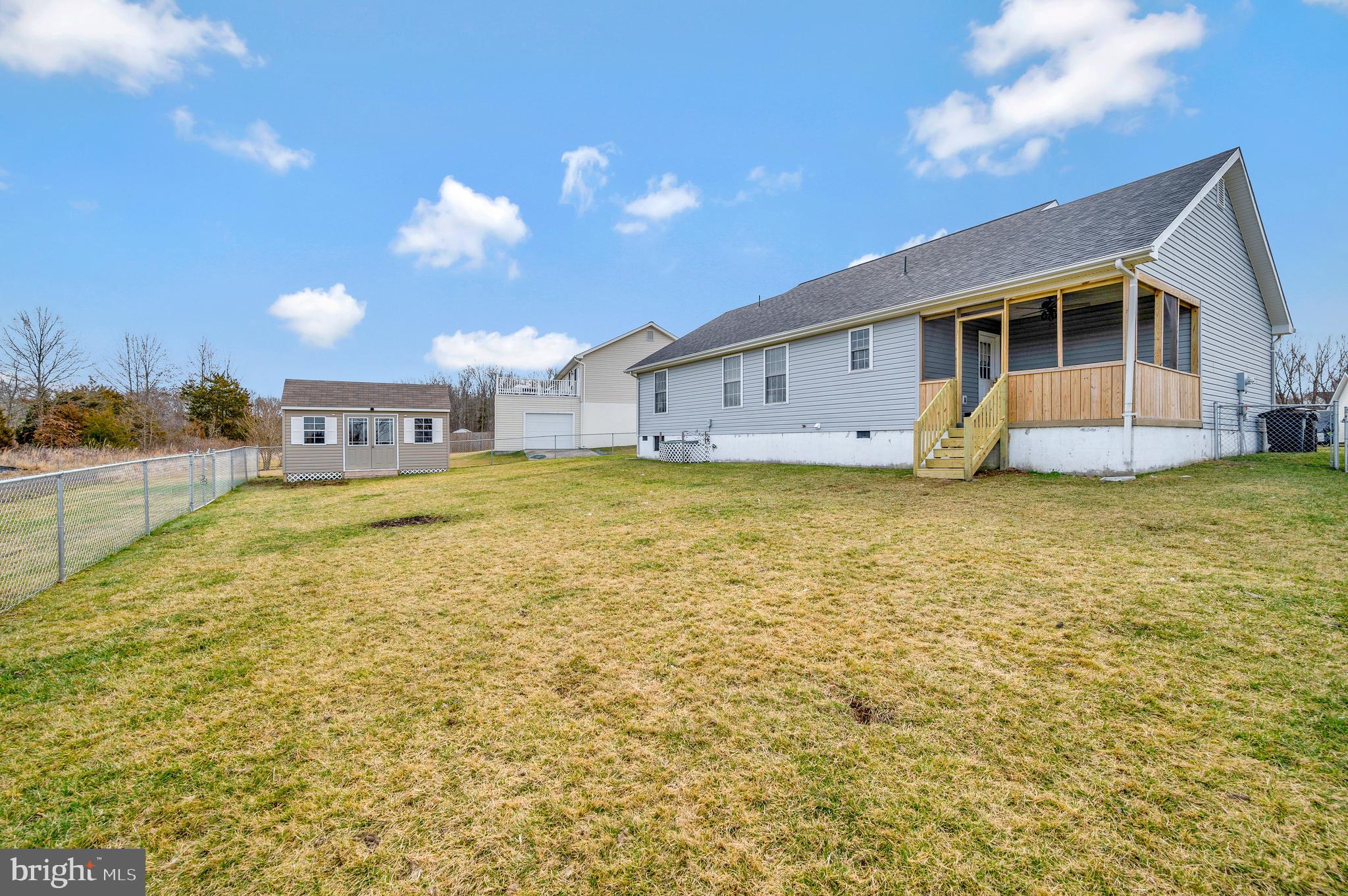 THE MEADOWS - Residential Lease
