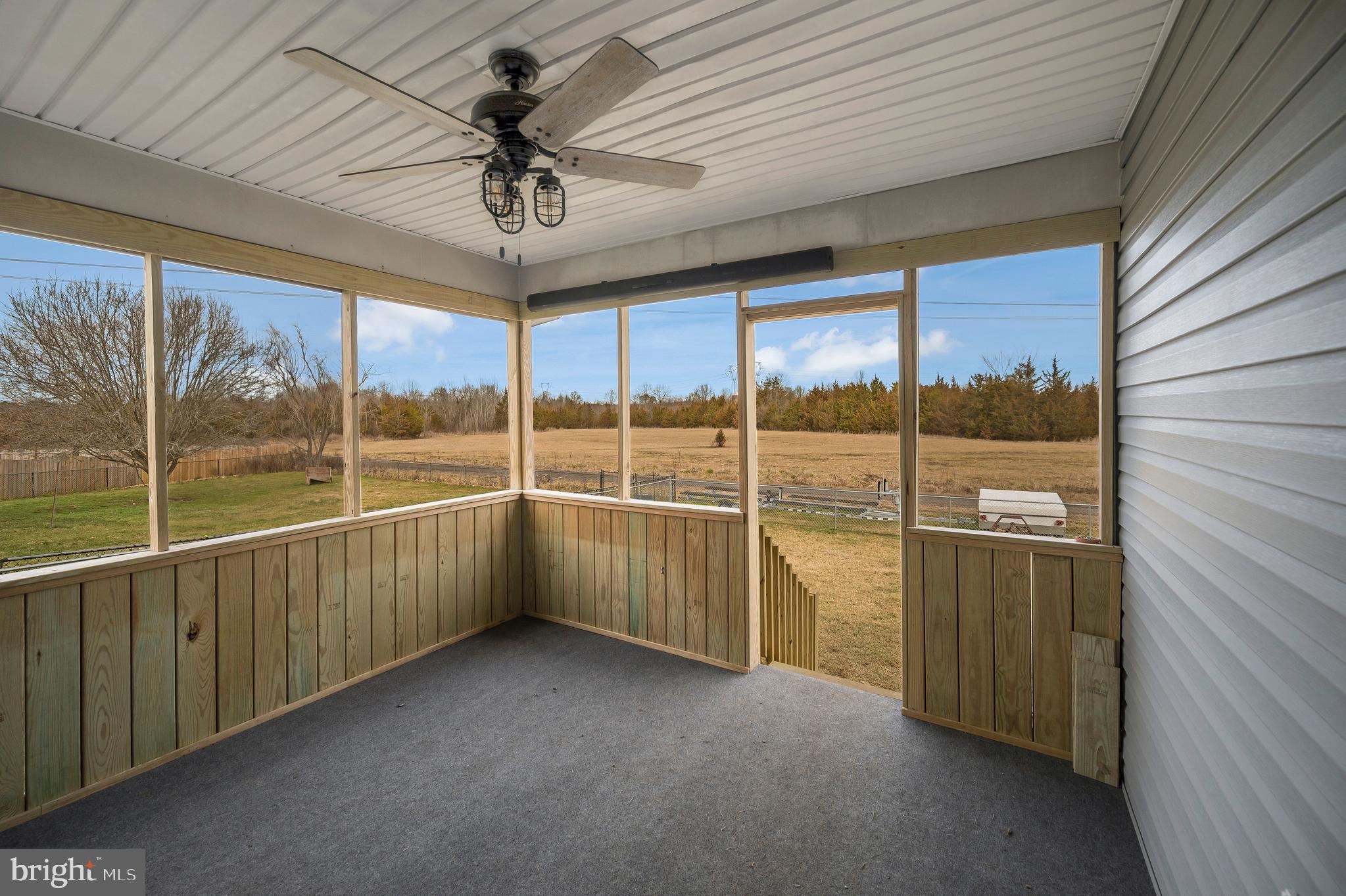 THE MEADOWS - Residential Lease