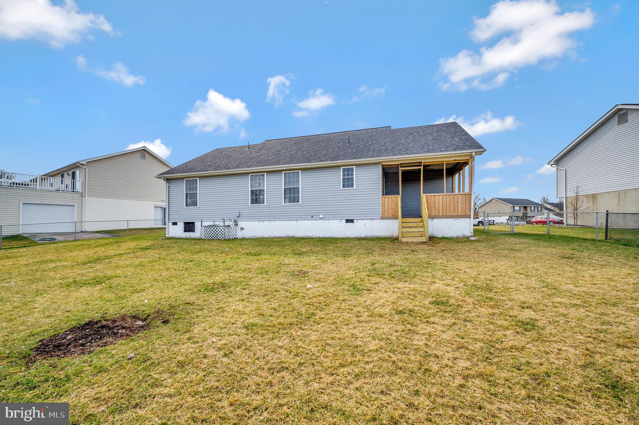 THE MEADOWS - Residential Lease
