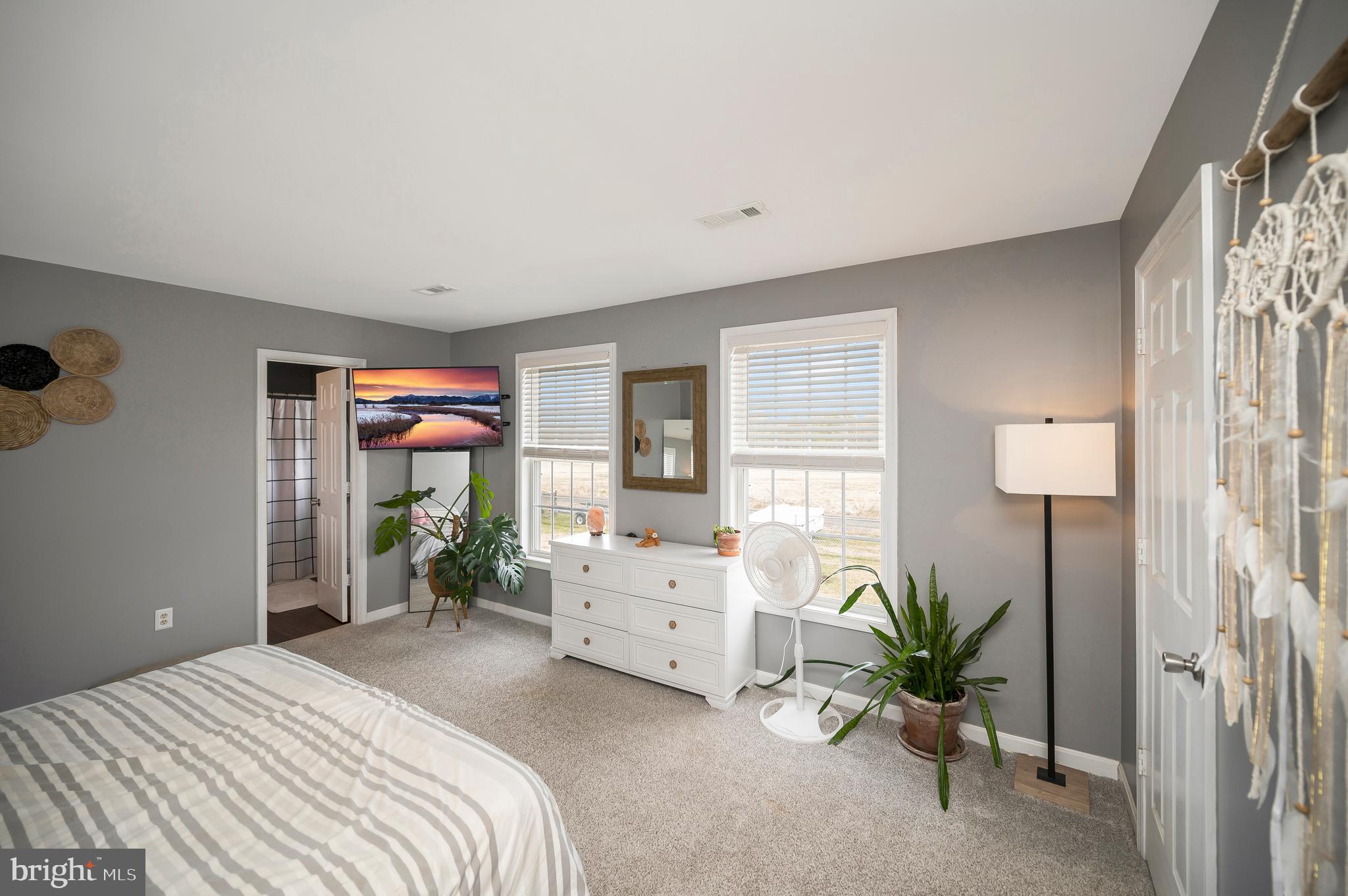 THE MEADOWS - Residential Lease