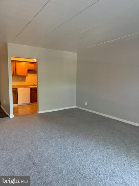 HOLLYBROOK - Residential Lease