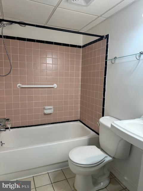 HOLLYBROOK - Residential Lease