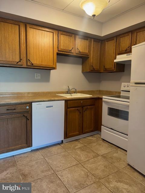 HOLLYBROOK - Residential Lease