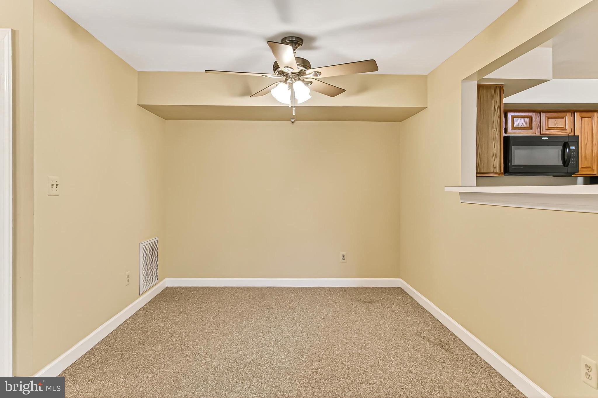 FAIRFIELD HOUSE - Residential