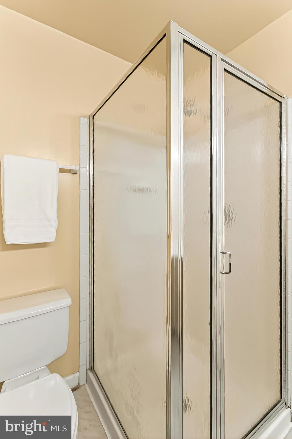 FAIRFIELD HOUSE - Residential