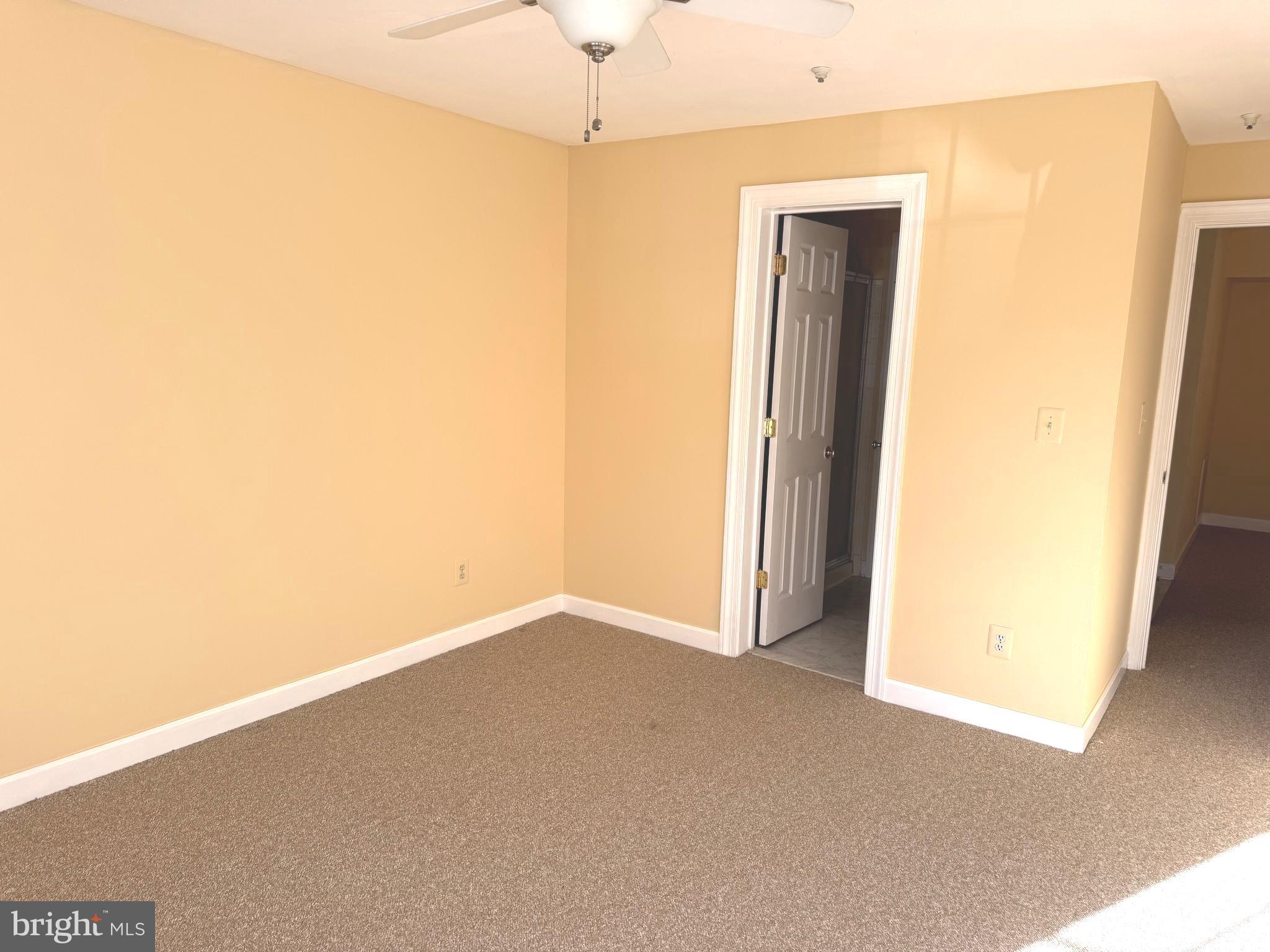 FAIRFIELD HOUSE - Residential