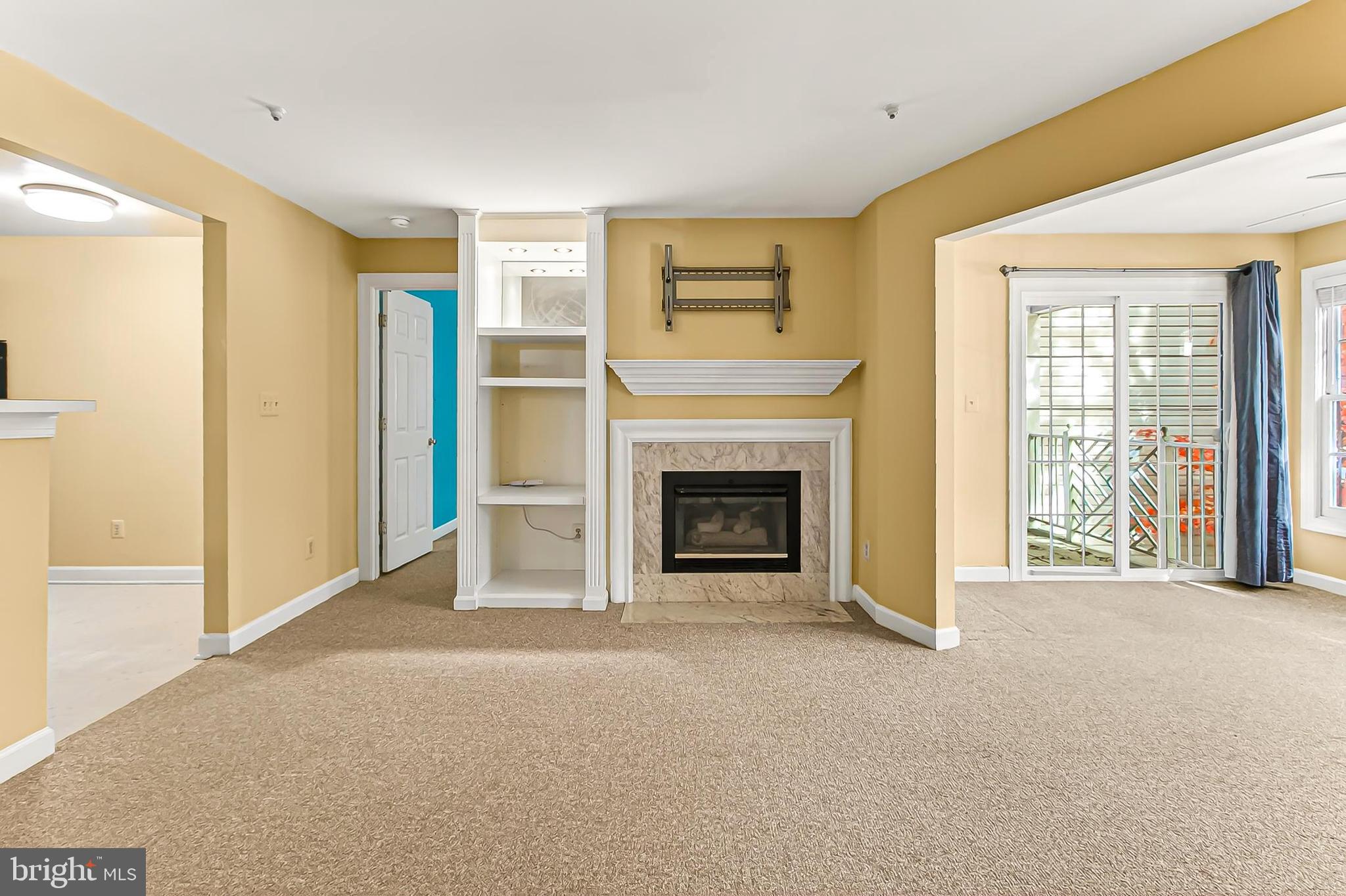 FAIRFIELD HOUSE - Residential