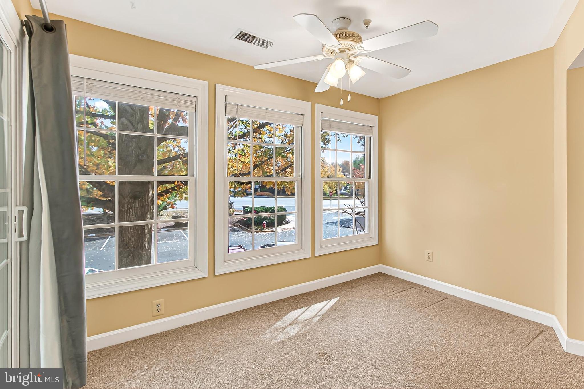 FAIRFIELD HOUSE - Residential