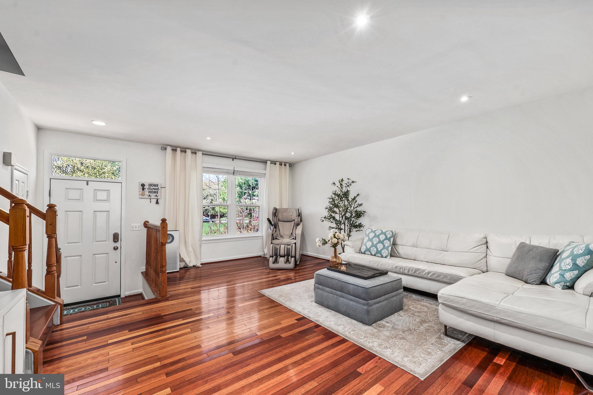 5840 WATERMARK CIRCLE