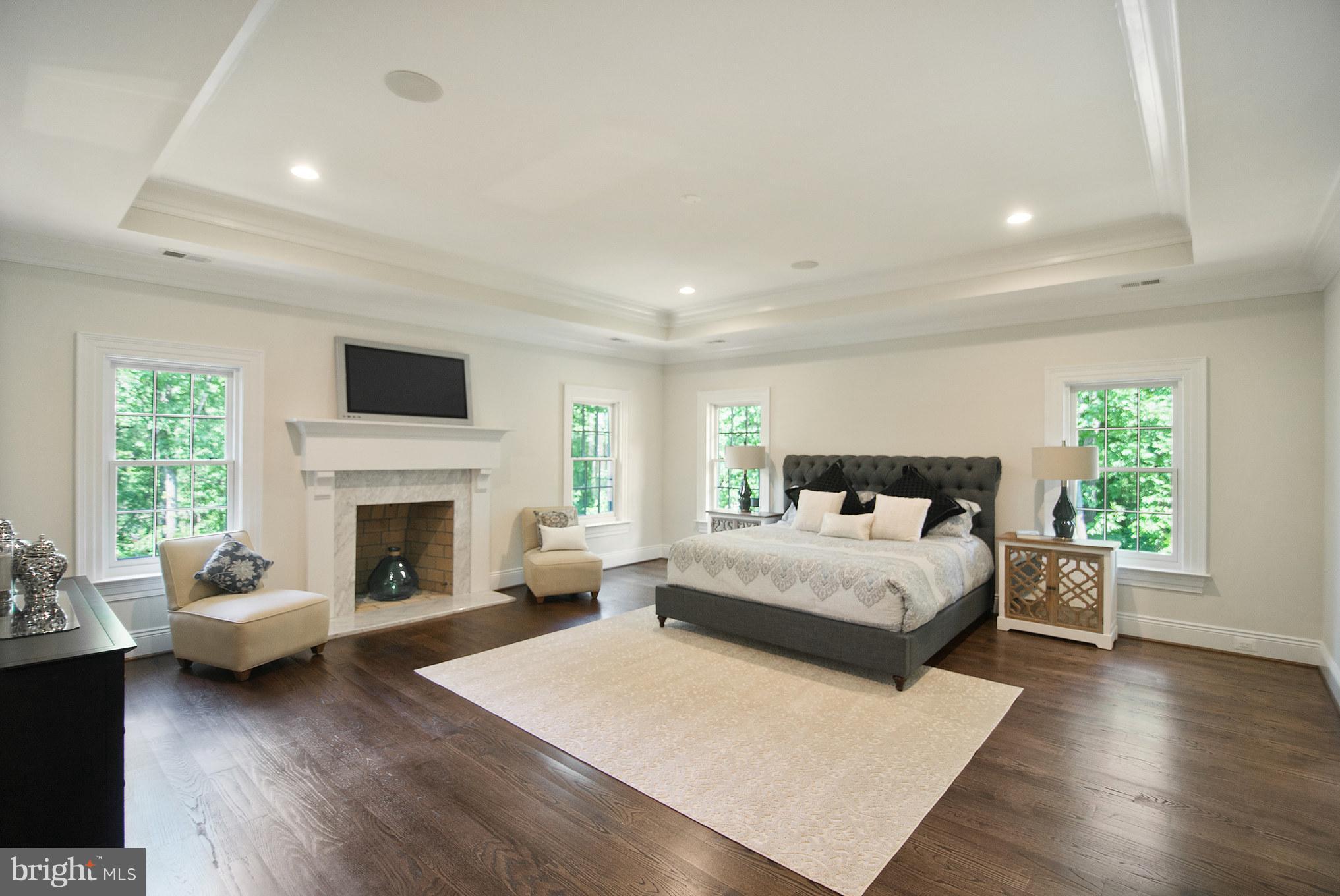 WOODLAND ACRES - Residential