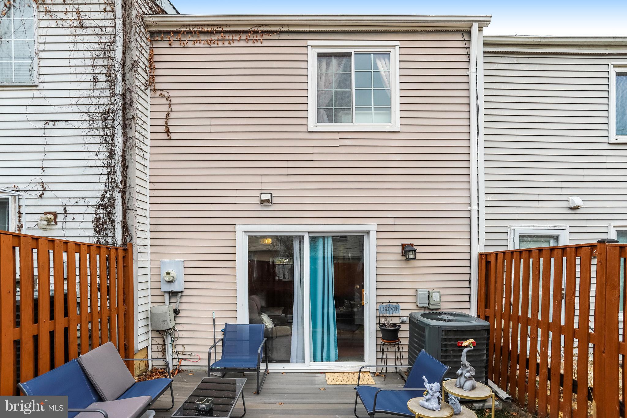 GUNNERS LAKE VILLAGE - Residential