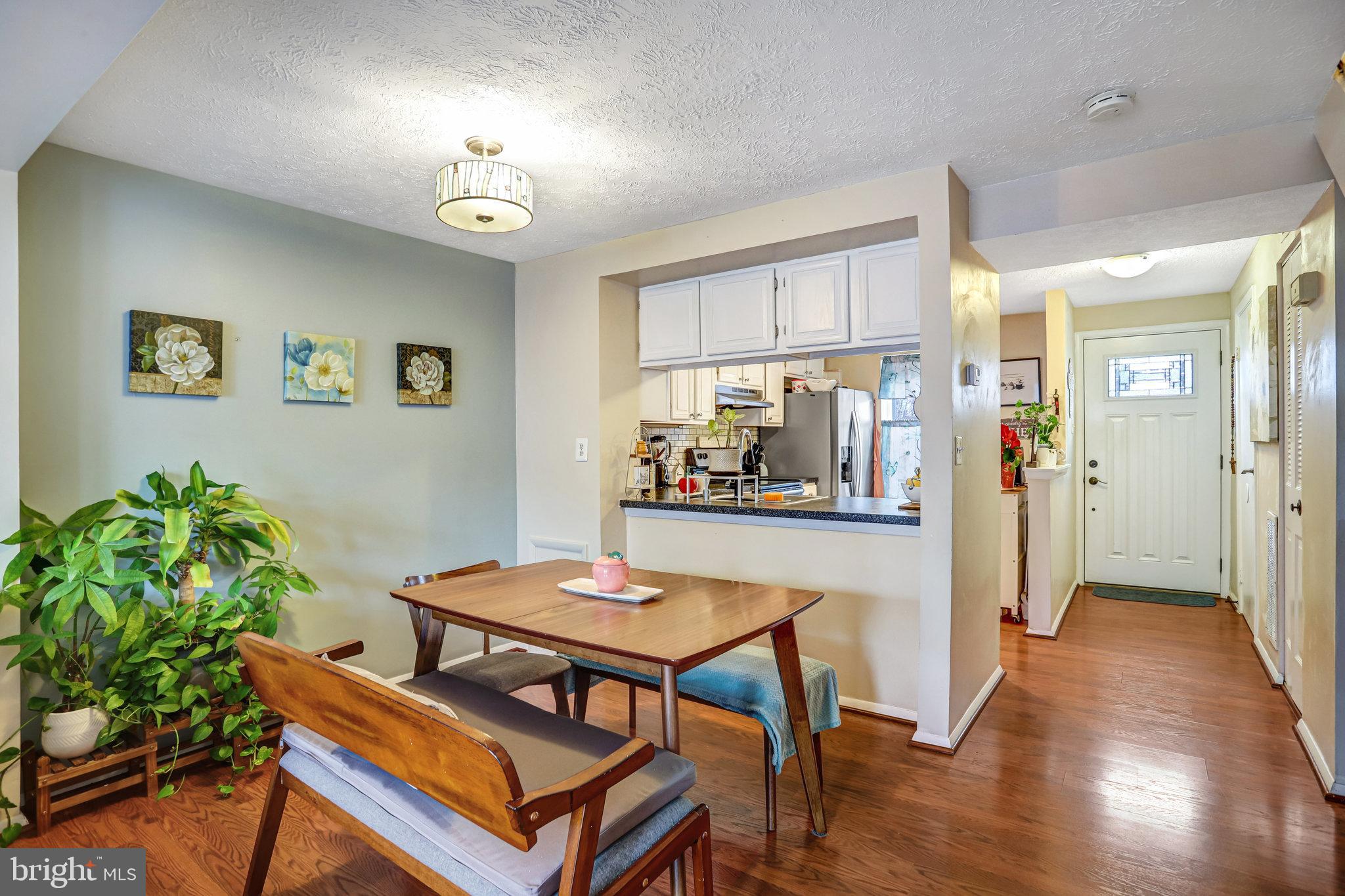 GUNNERS LAKE VILLAGE - Residential