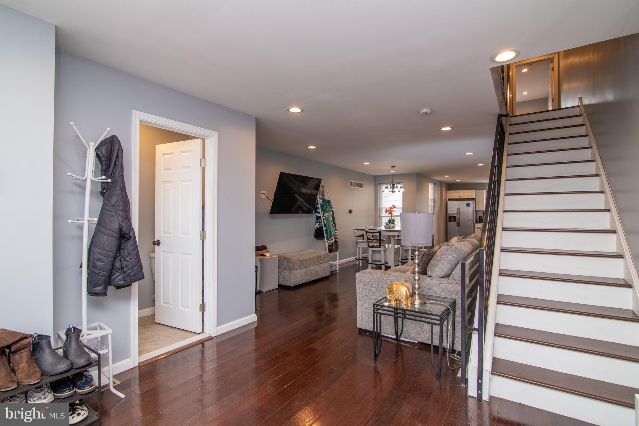 GERMANTOWN (EAST) - Residential