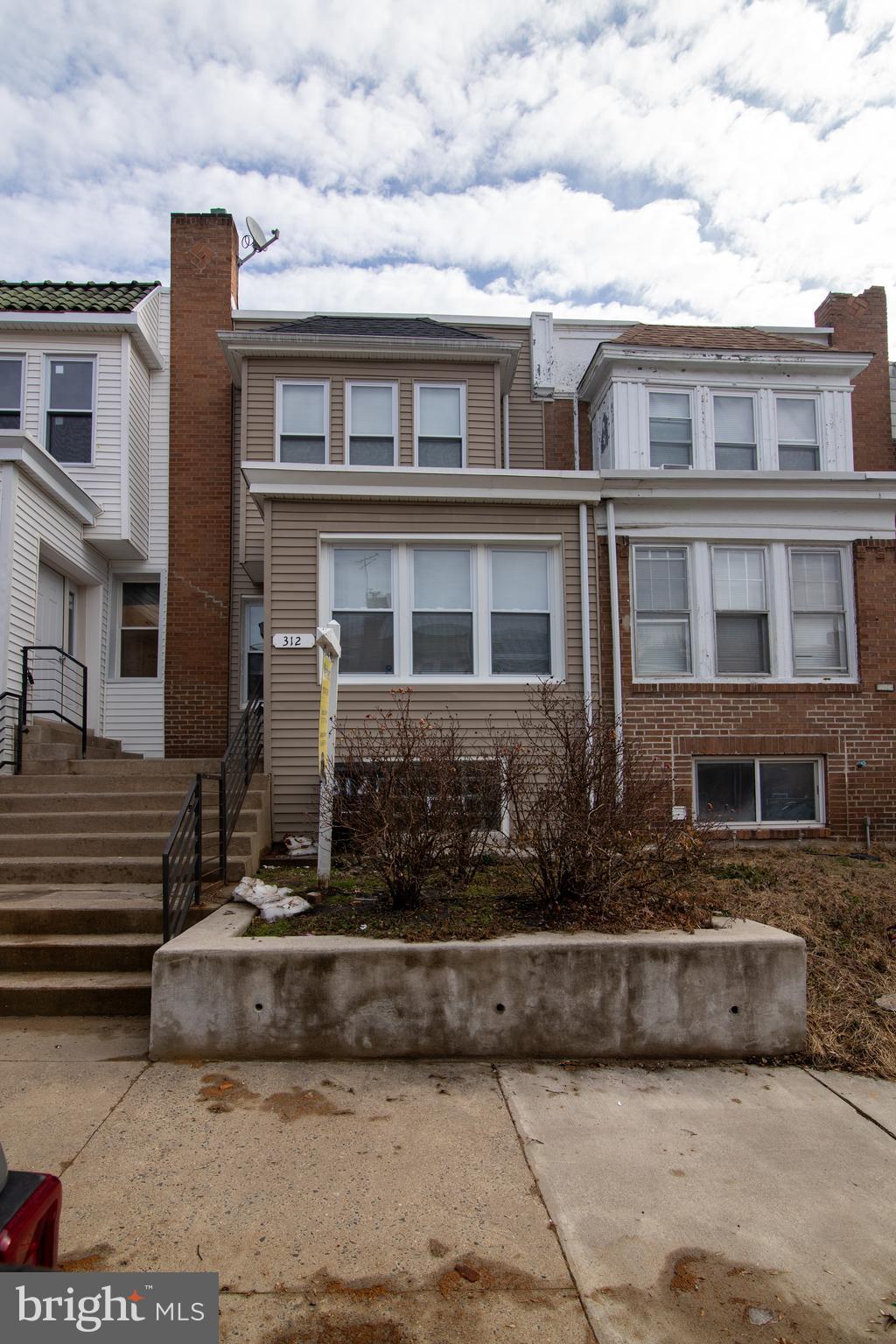 GERMANTOWN (EAST) - Residential