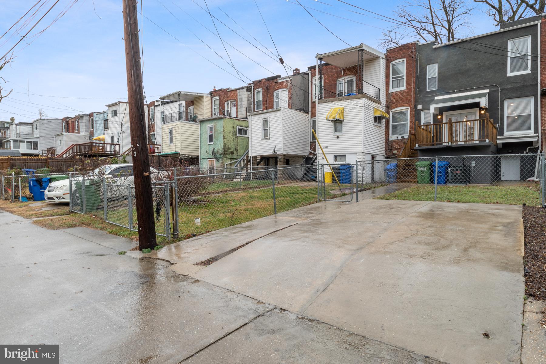 GREENSPRING - Residential