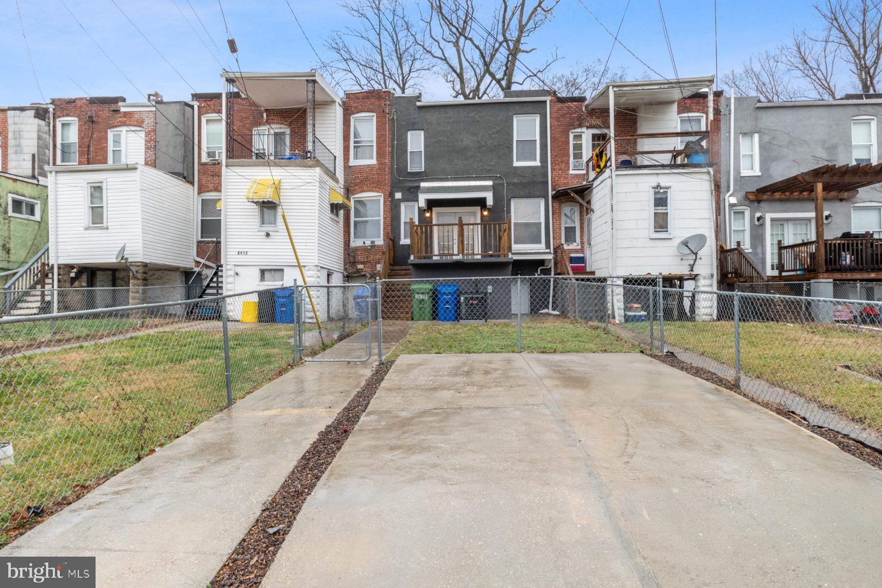 GREENSPRING - Residential