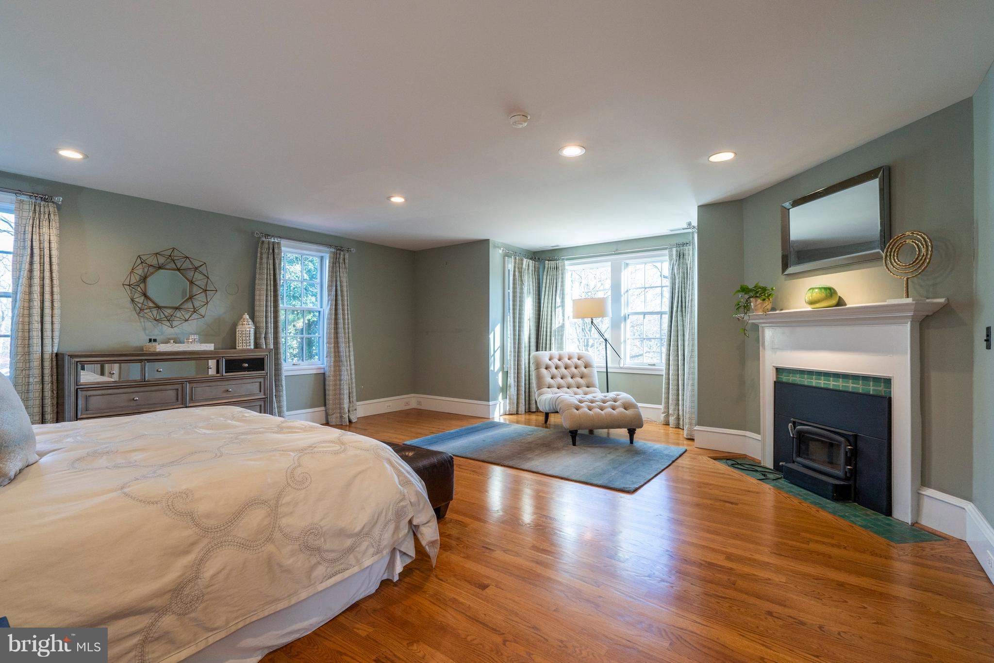 MERION STATION - Residential