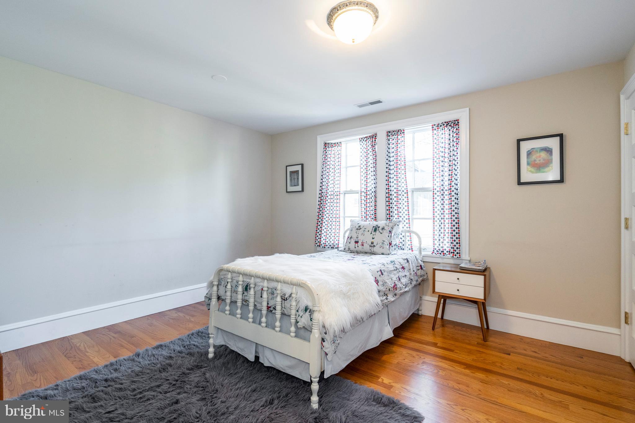 MERION STATION - Residential