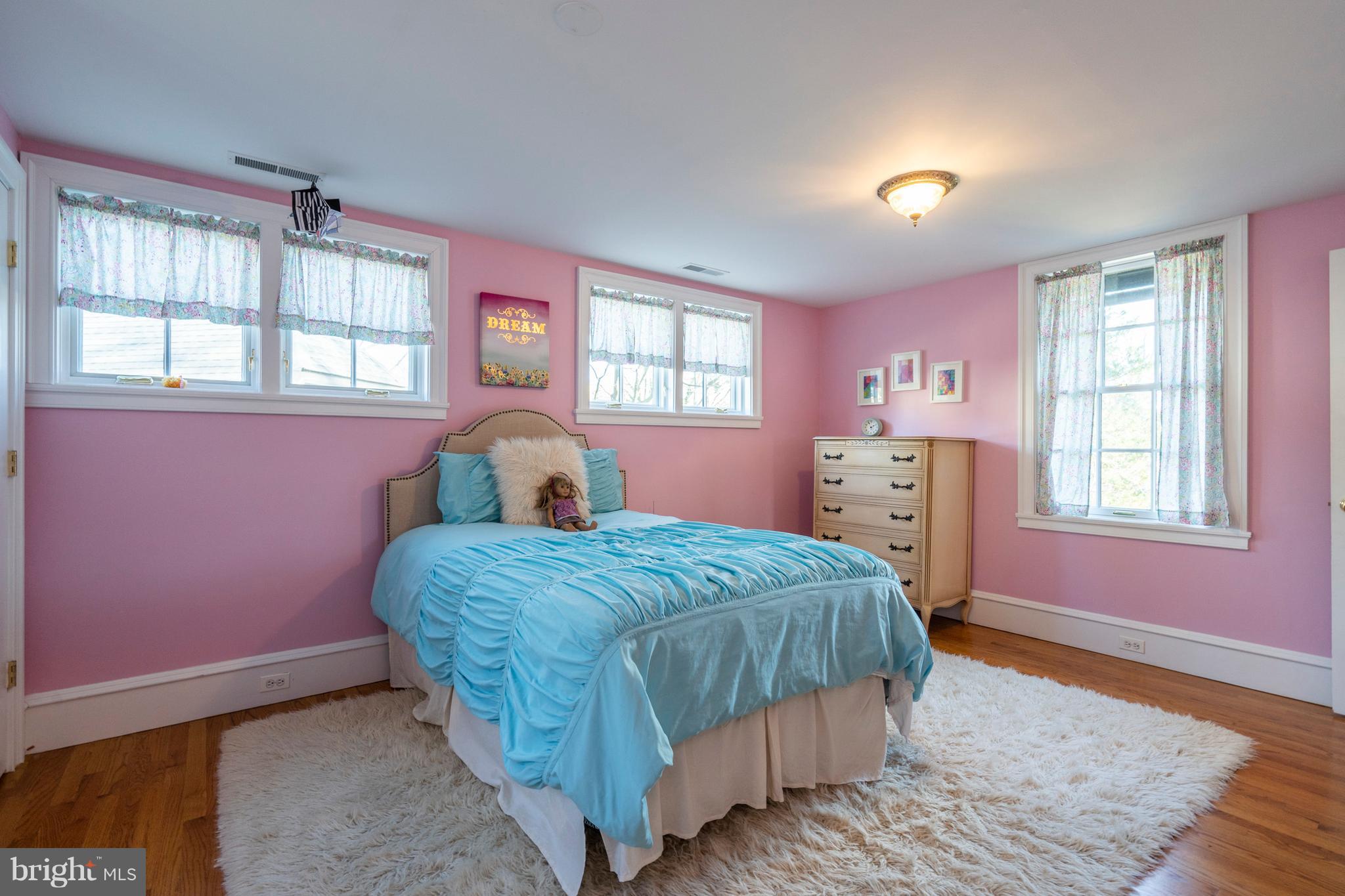 MERION STATION - Residential