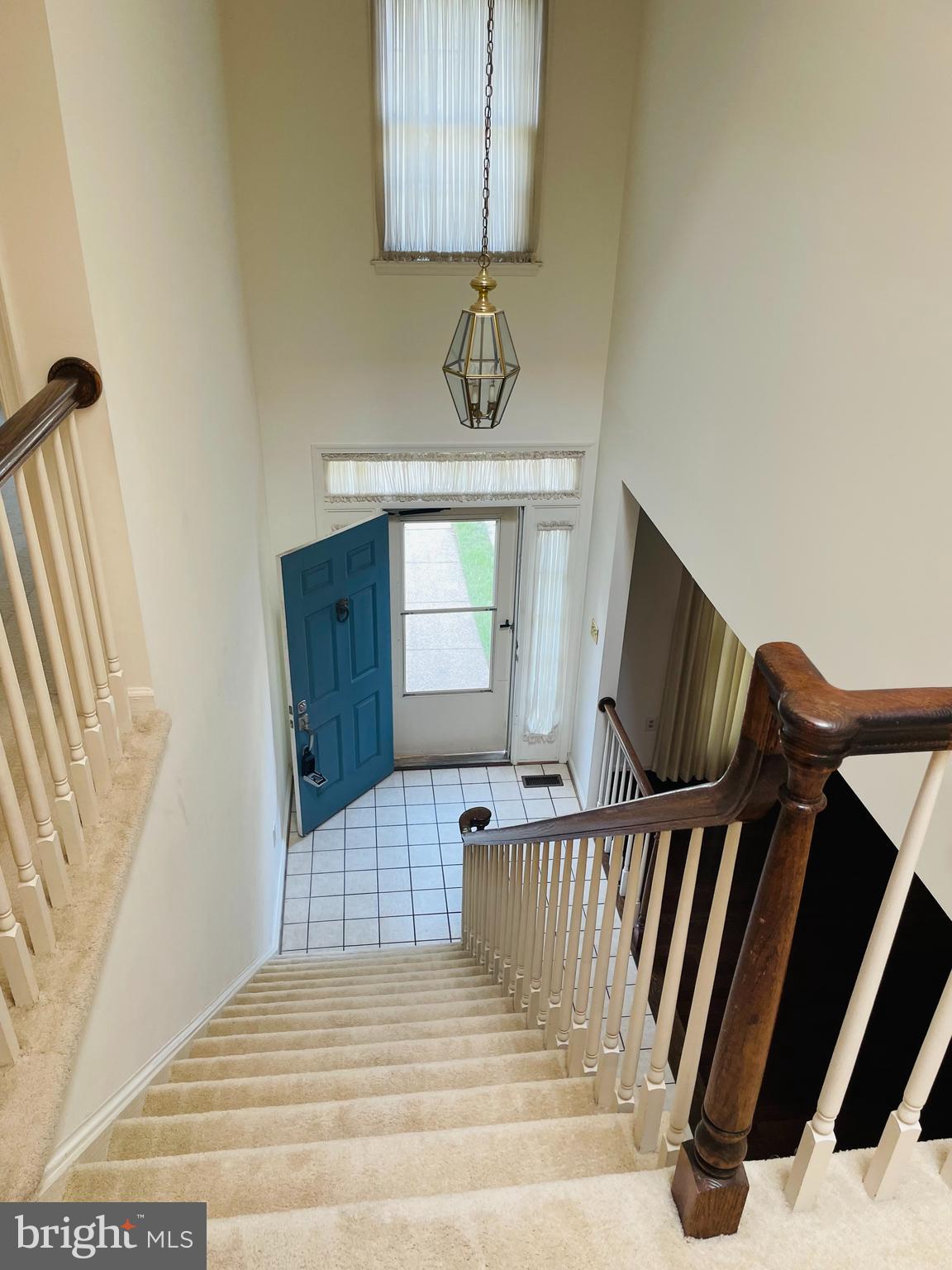 FALLSBERRY - Residential Lease