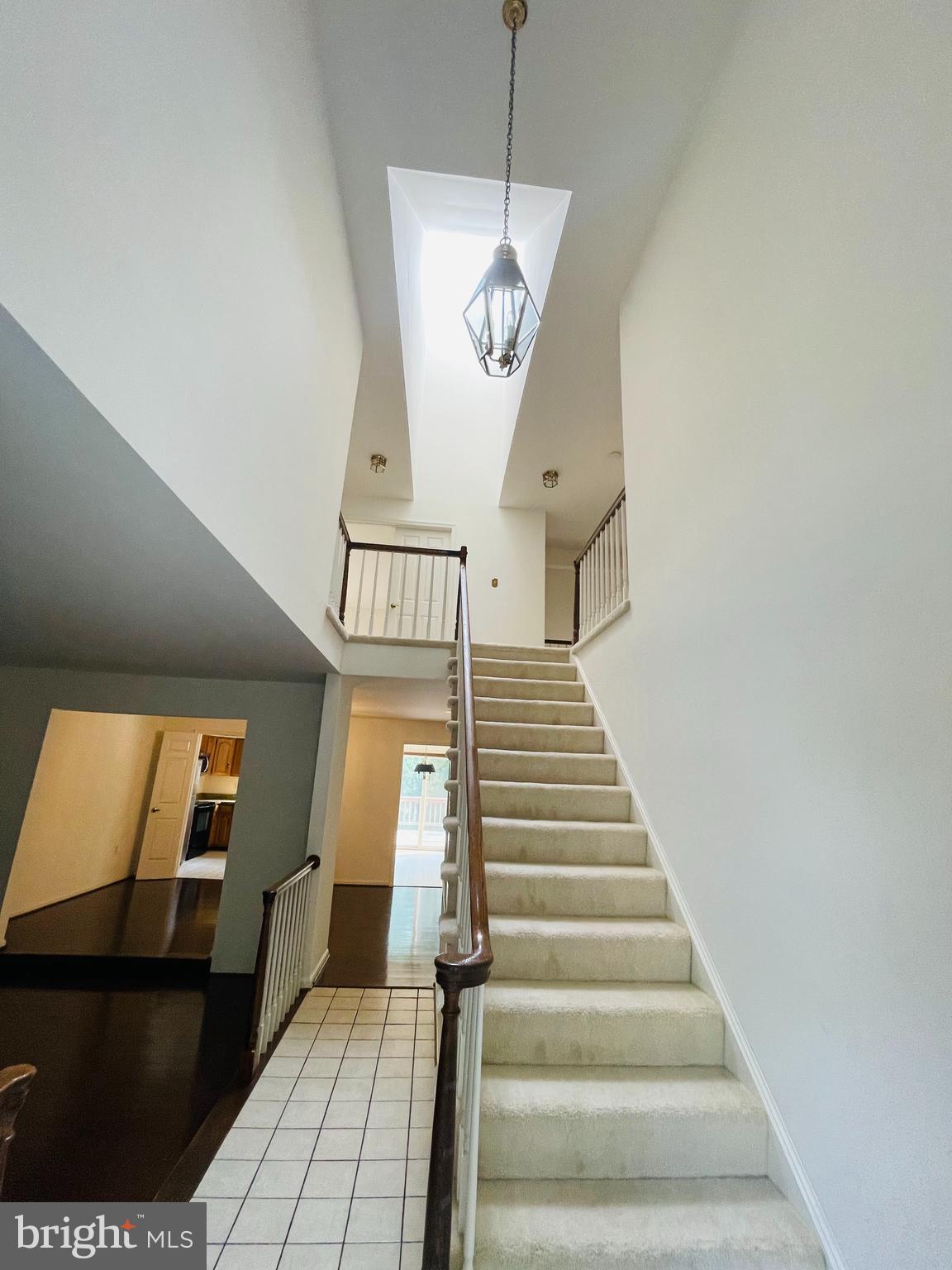 FALLSBERRY - Residential Lease