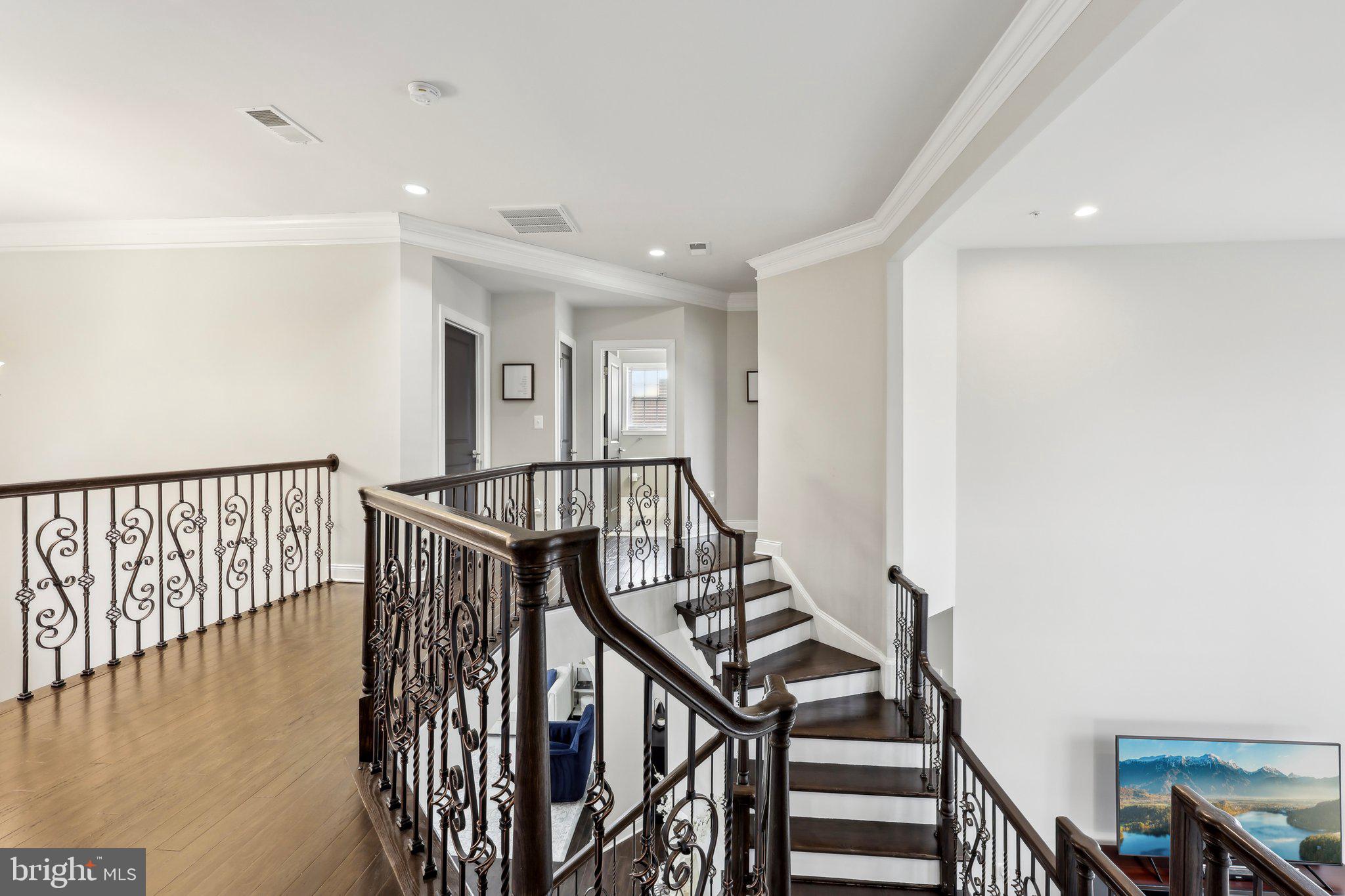 OAK CREEK CLUB - Residential