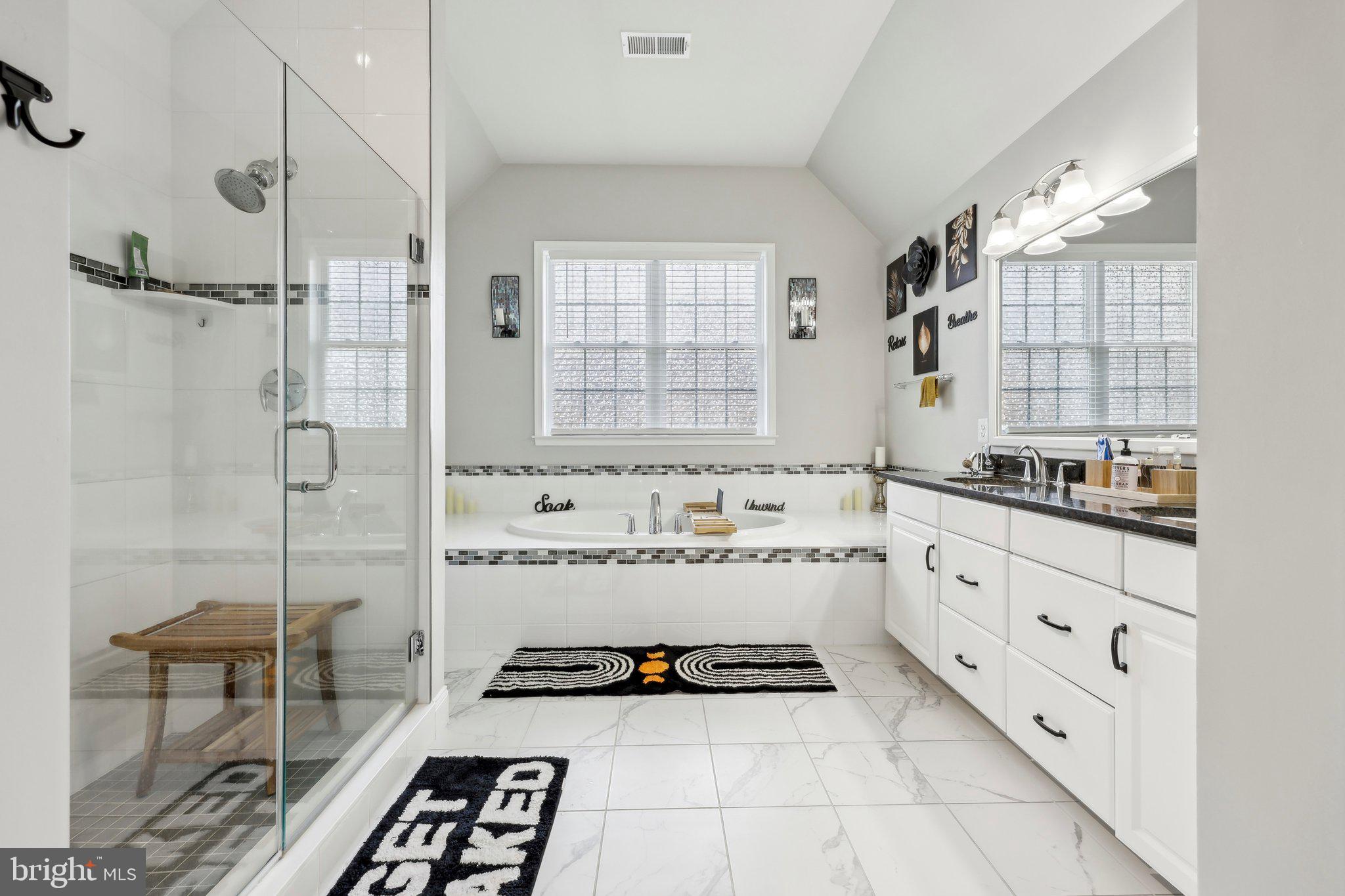 OAK CREEK CLUB - Residential