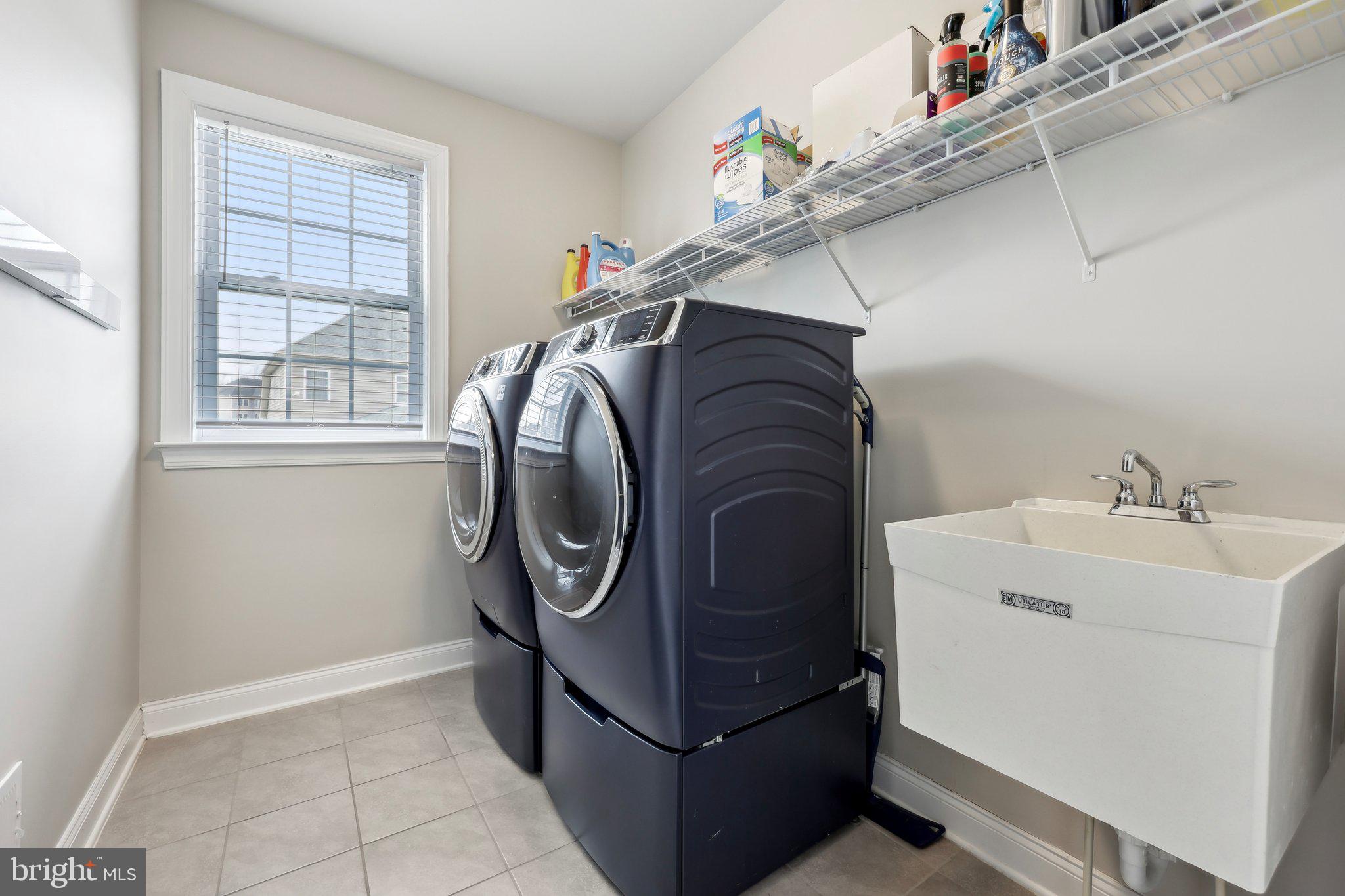 OAK CREEK CLUB - Residential