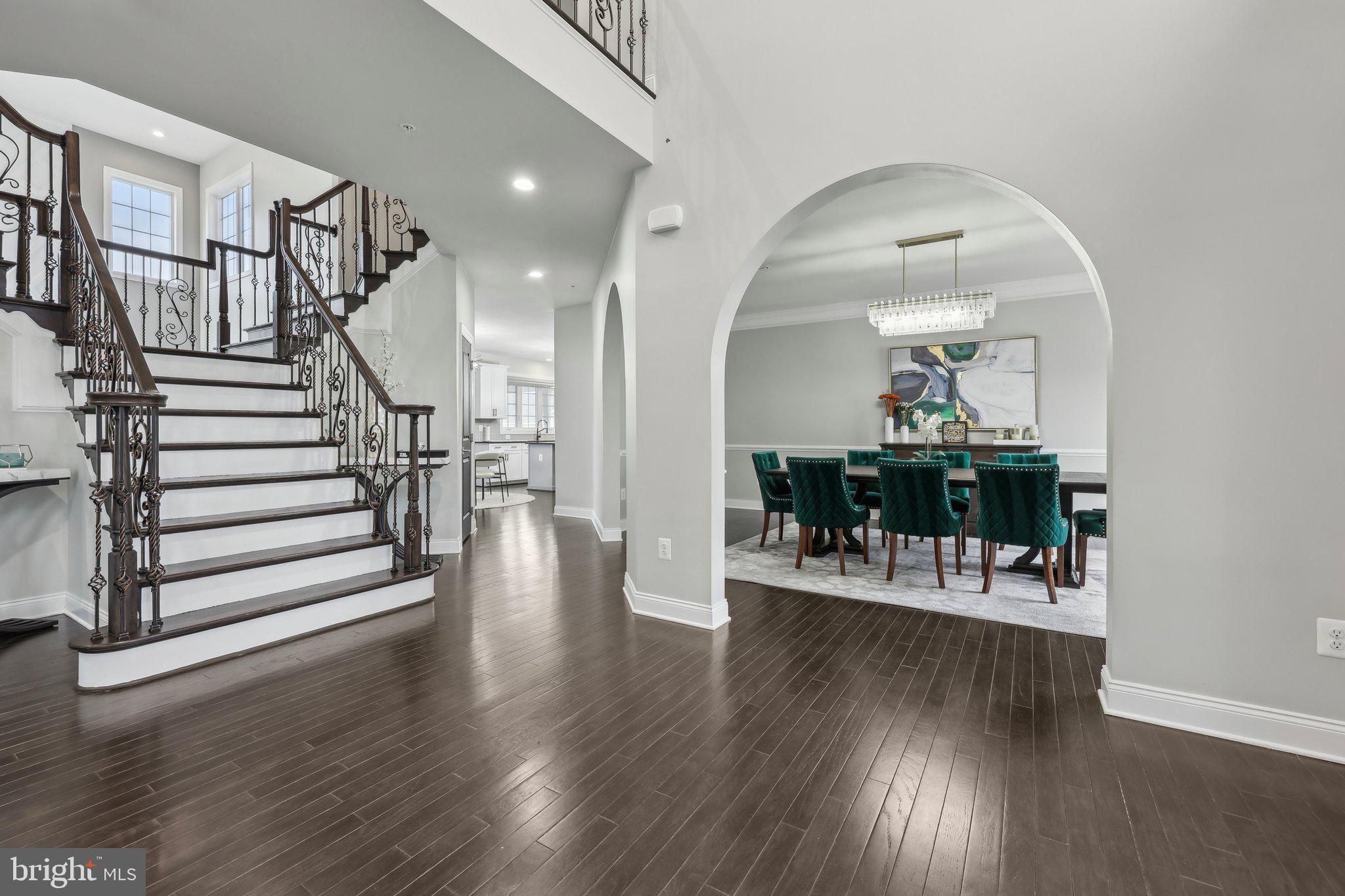 OAK CREEK CLUB - Residential