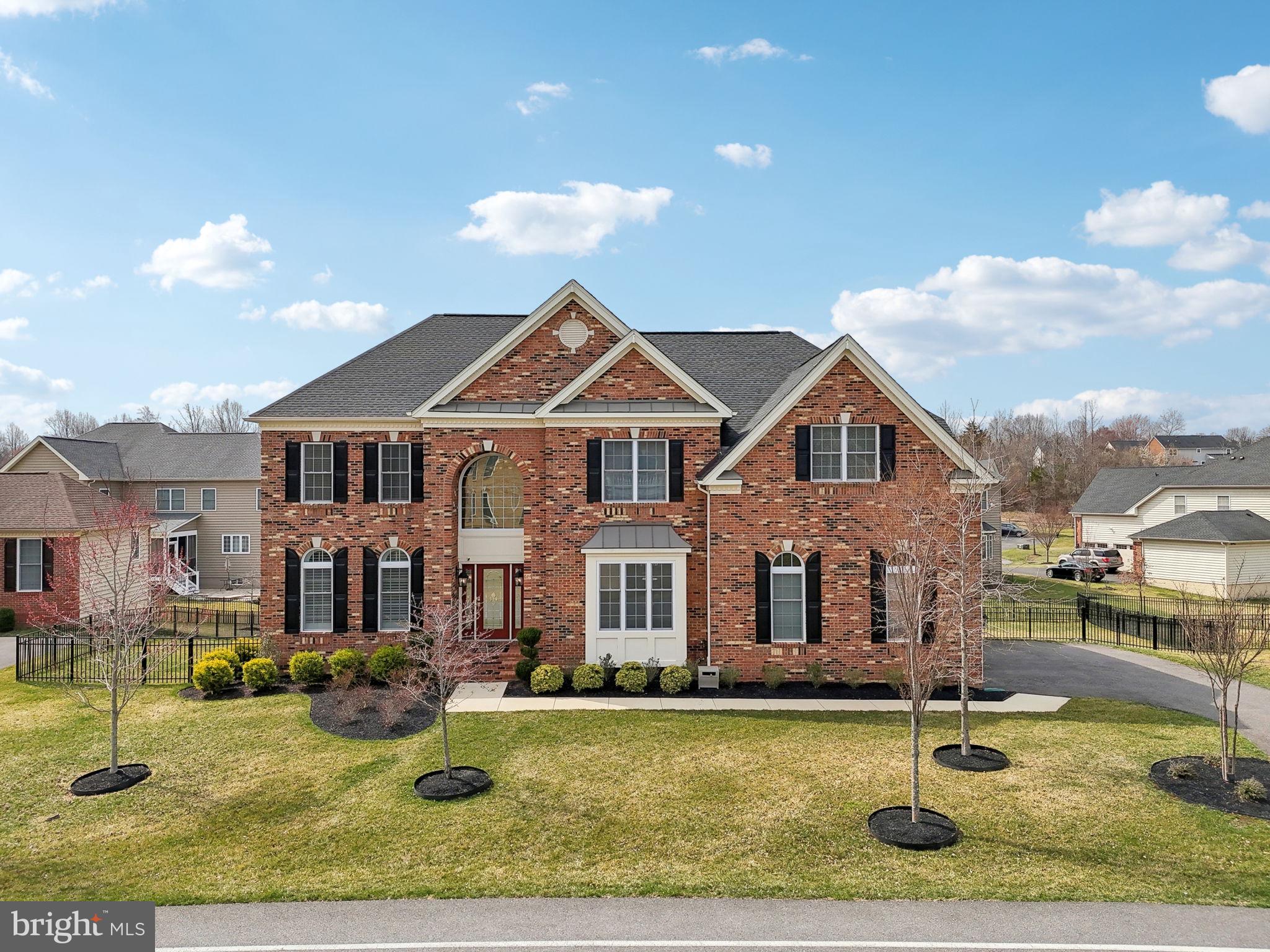 OAK CREEK CLUB - Residential