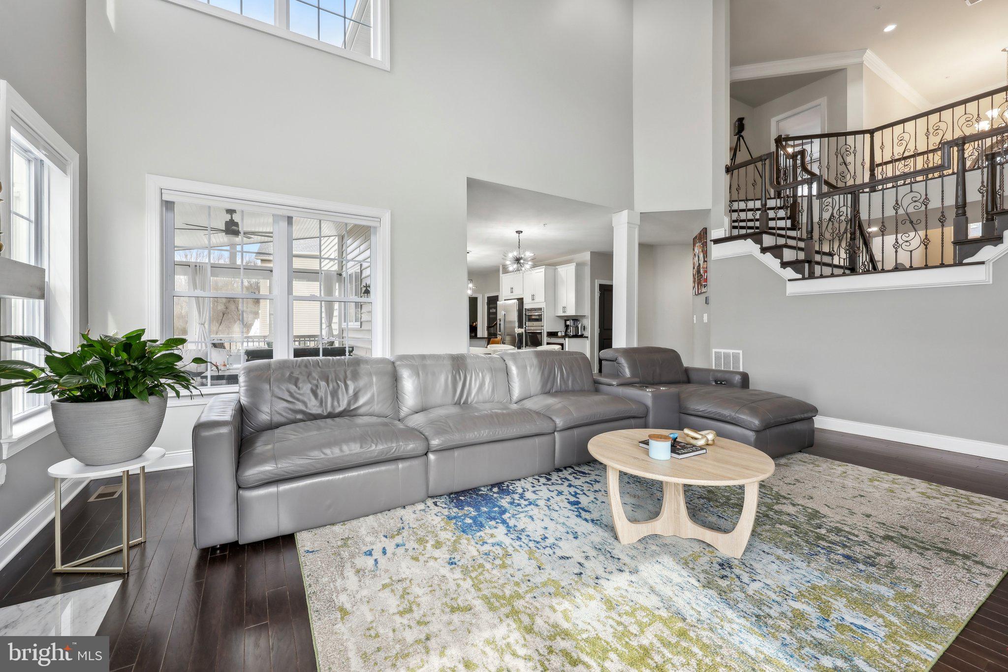 OAK CREEK CLUB - Residential