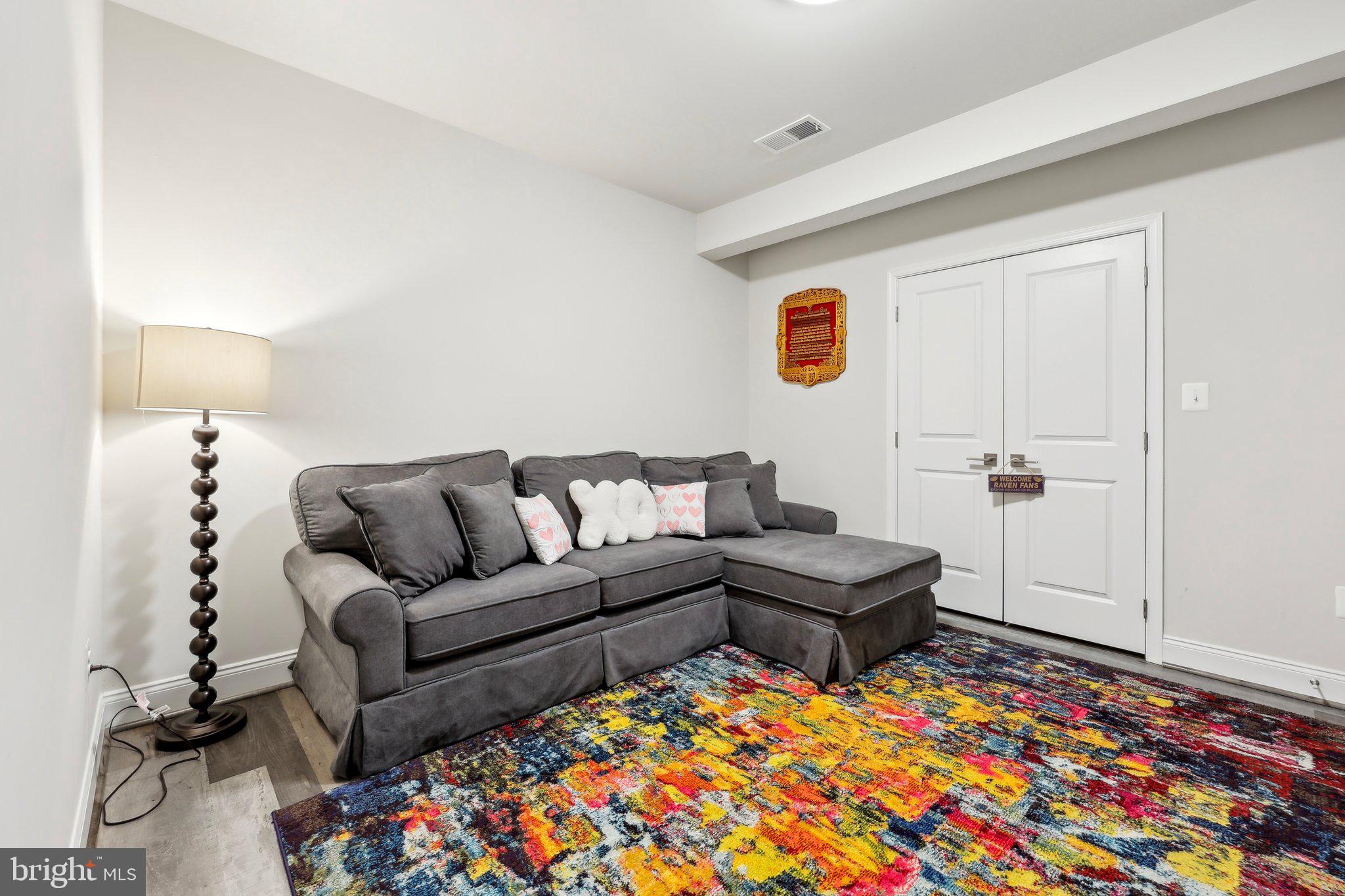 OAK CREEK CLUB - Residential