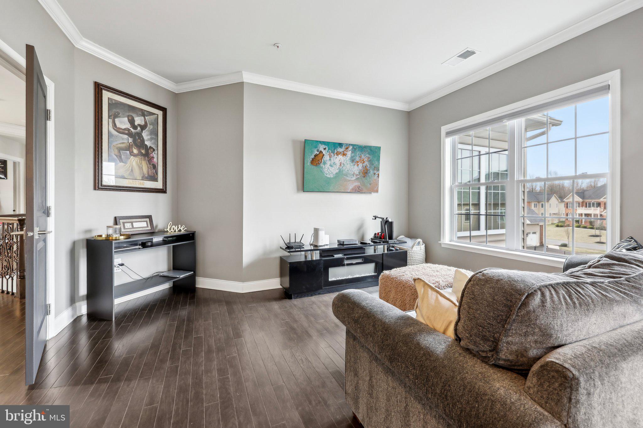 OAK CREEK CLUB - Residential