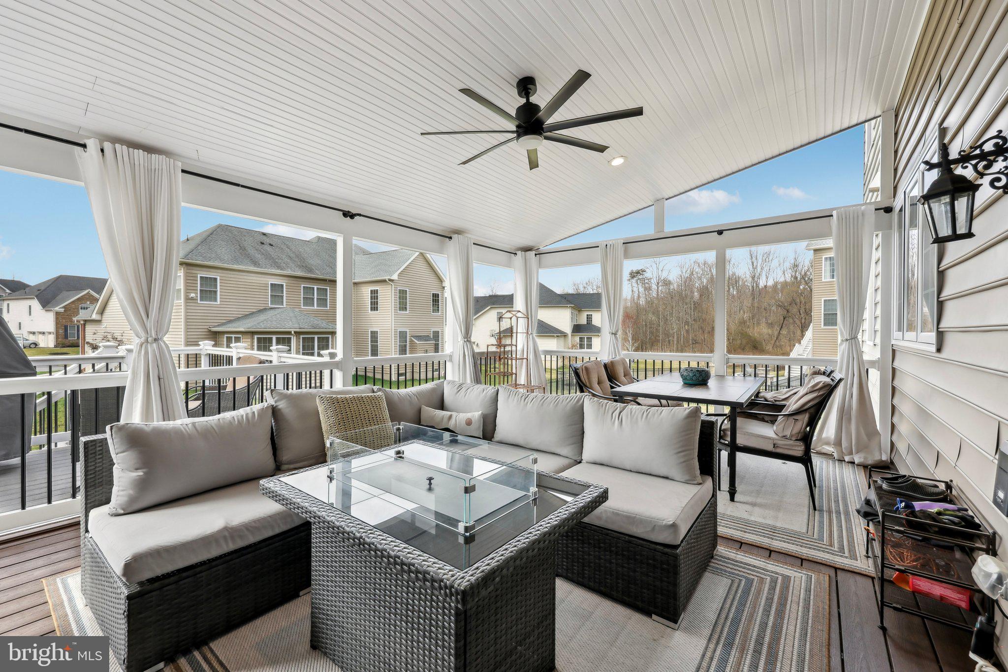 OAK CREEK CLUB - Residential