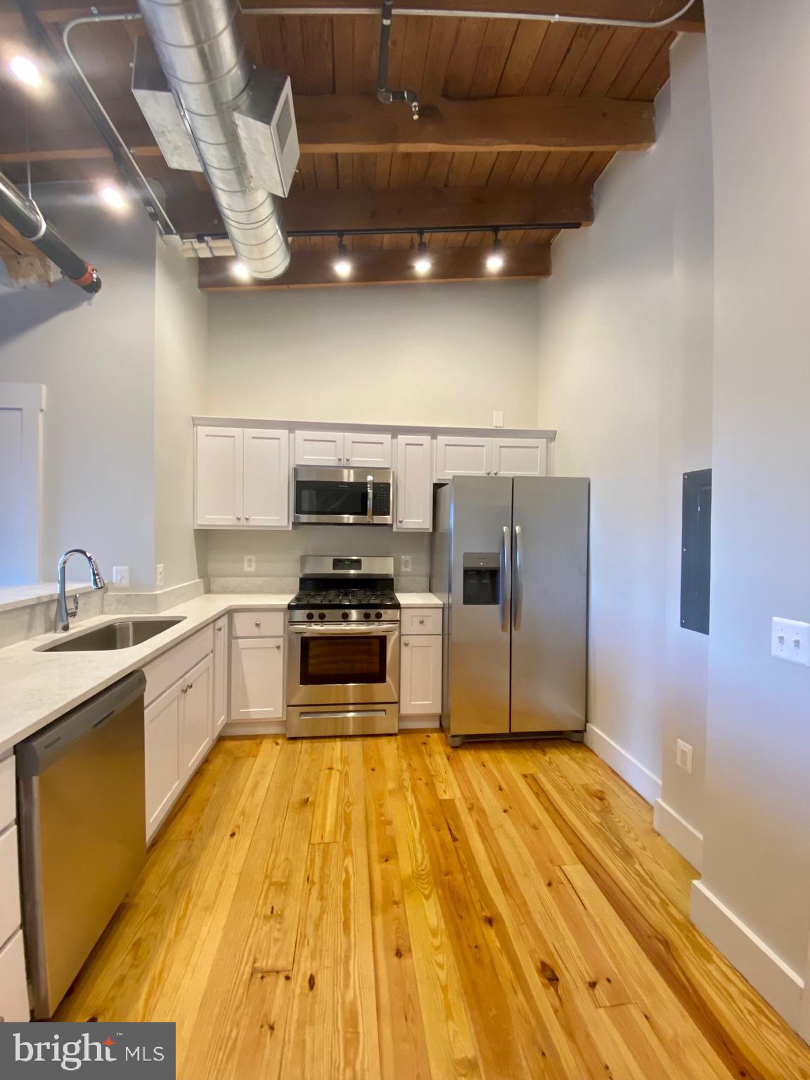 DOWNTOWN FREDERICKSBURG - Residential Lease