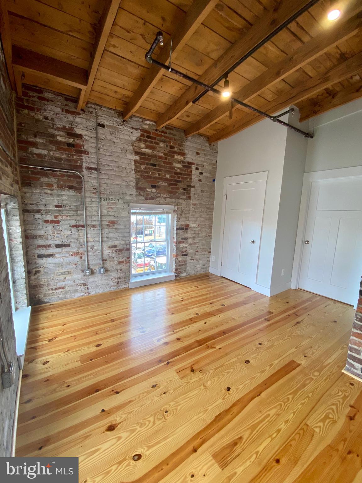 DOWNTOWN FREDERICKSBURG - Residential Lease