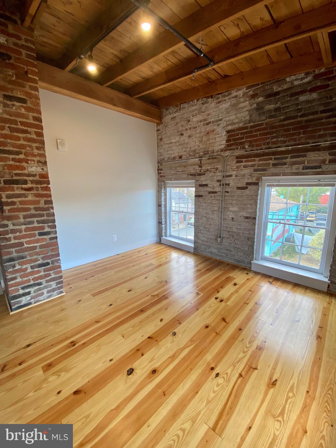 DOWNTOWN FREDERICKSBURG - Residential Lease