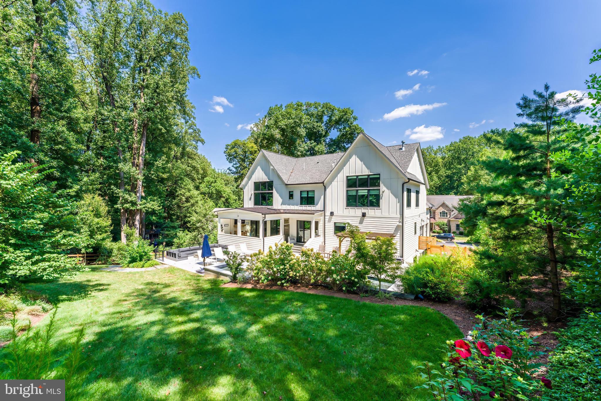 FOREST VILLA - Residential