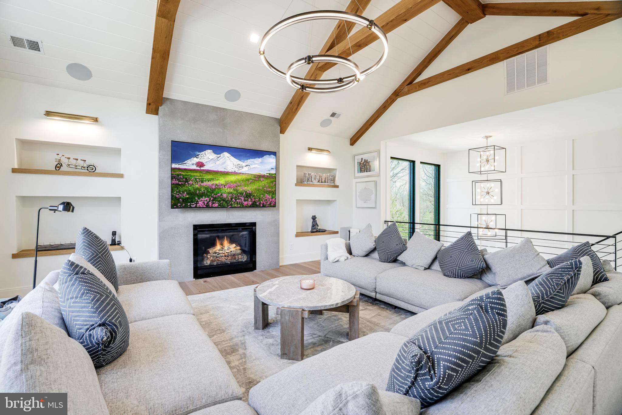 FOREST VILLA - Residential