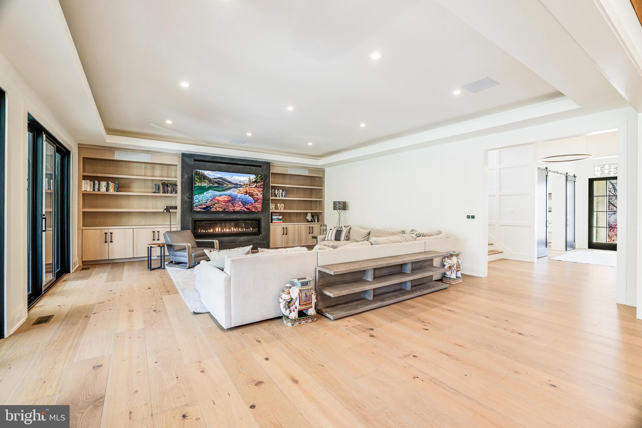 FOREST VILLA - Residential