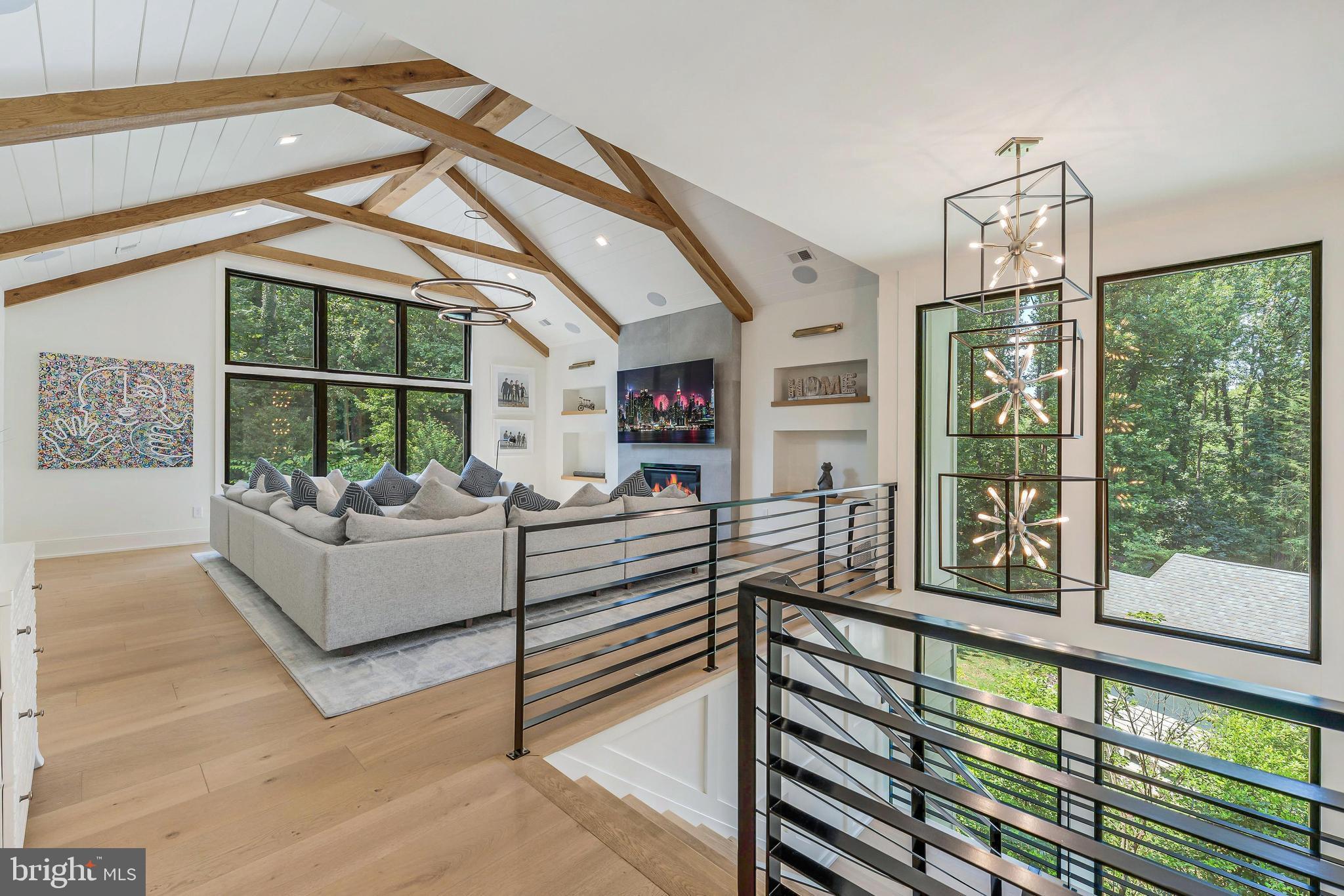 FOREST VILLA - Residential